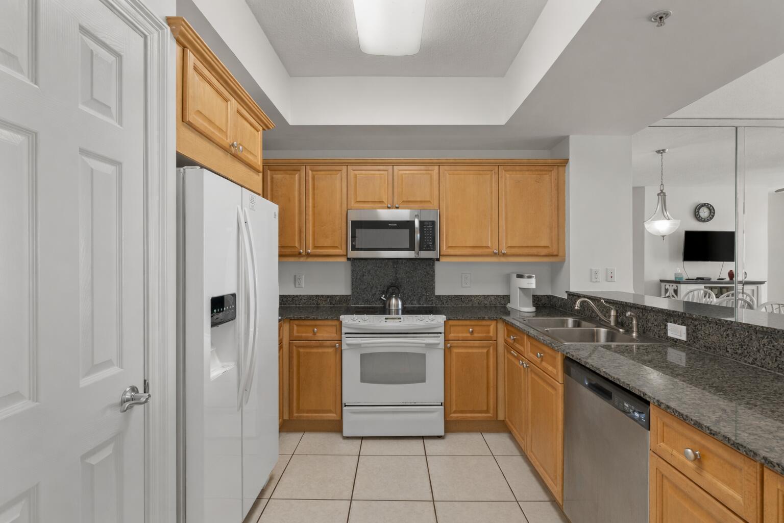 SUMMER PLACE - Residential