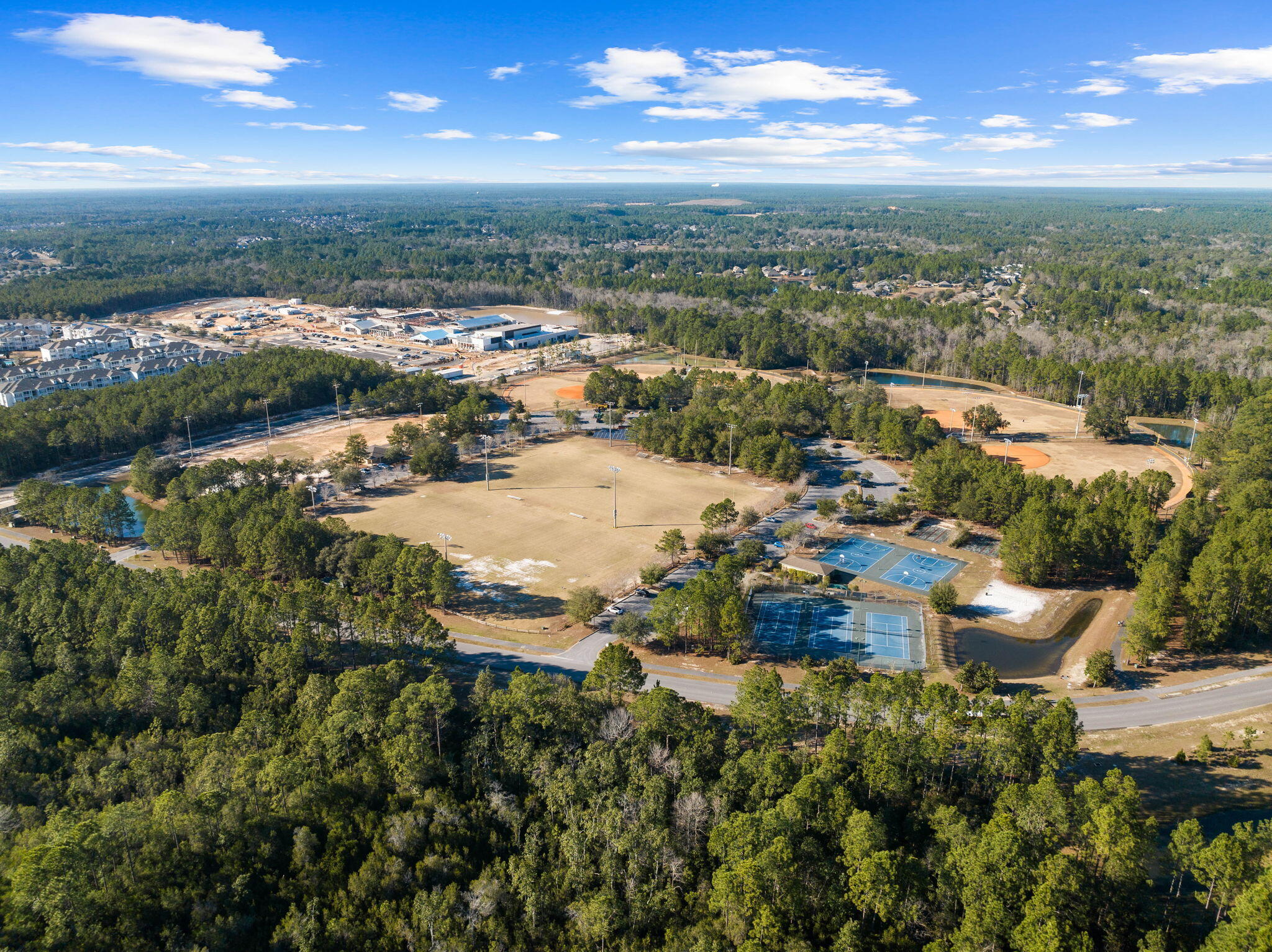 LAGRANGE SHORES - Land