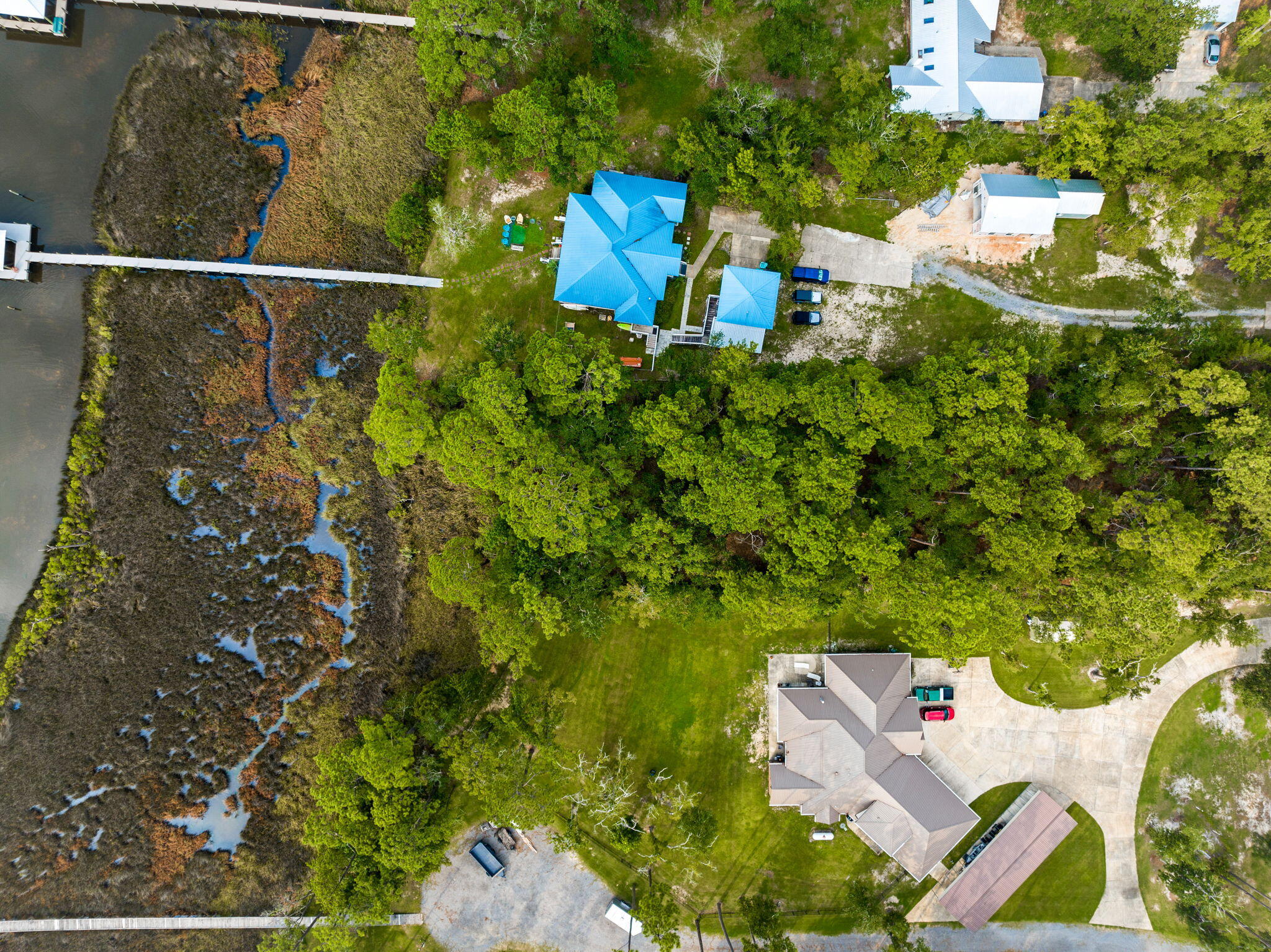 LAGRANGE SHORES - Land