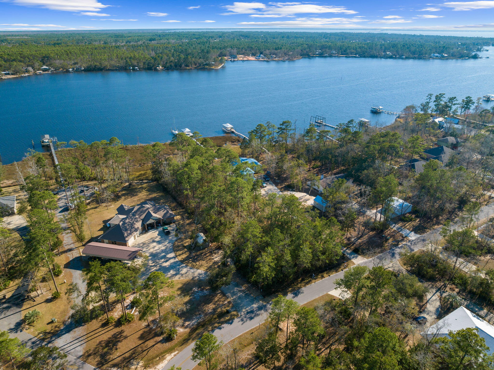 LAGRANGE SHORES - Land