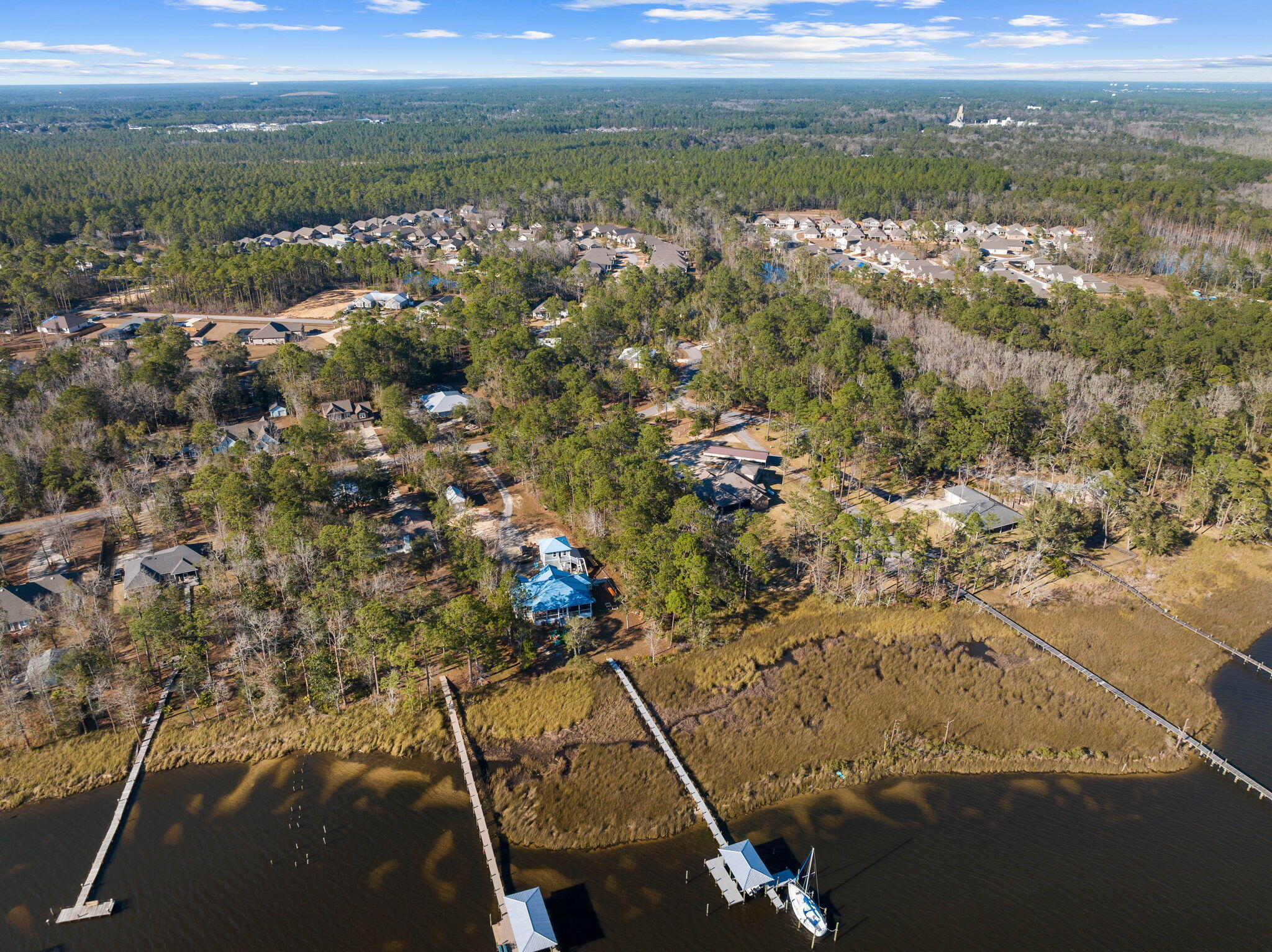 LAGRANGE SHORES - Land