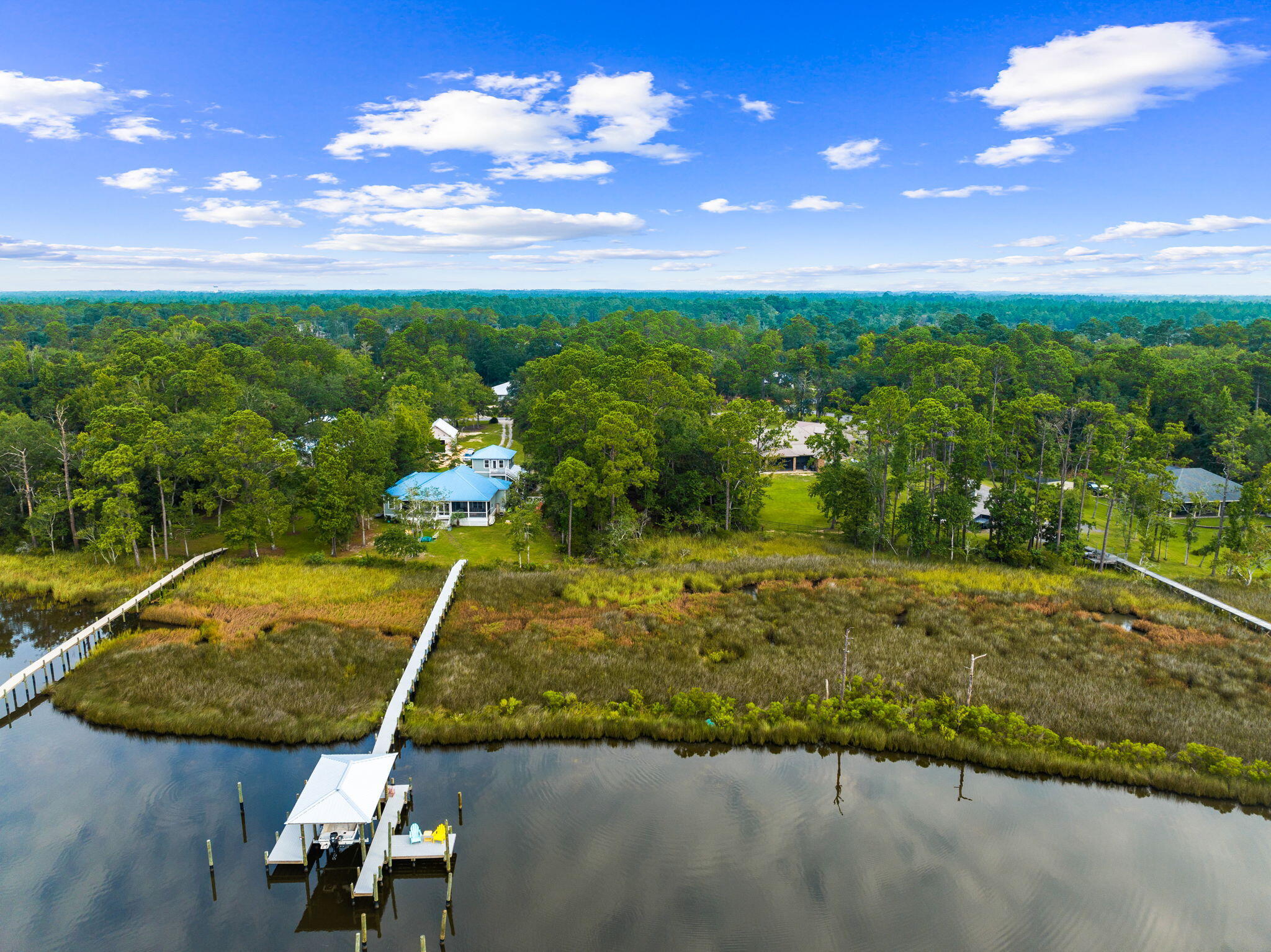 LAGRANGE SHORES - Land