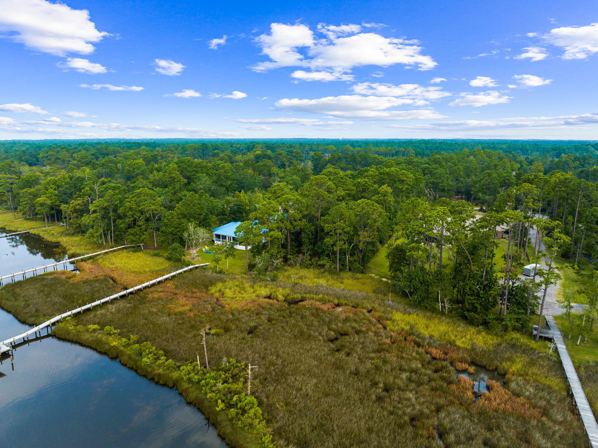 LAGRANGE SHORES - Land