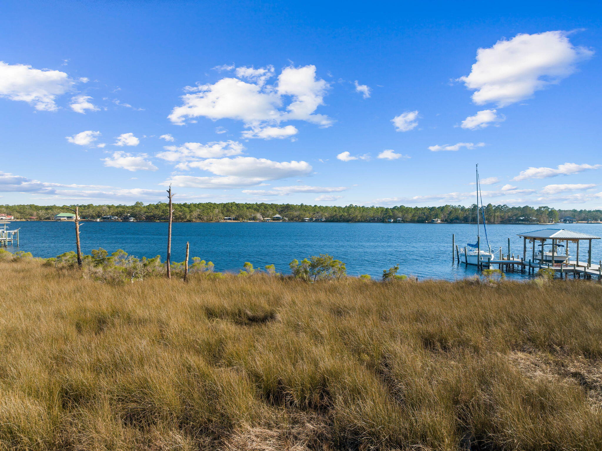 LAGRANGE SHORES - Land