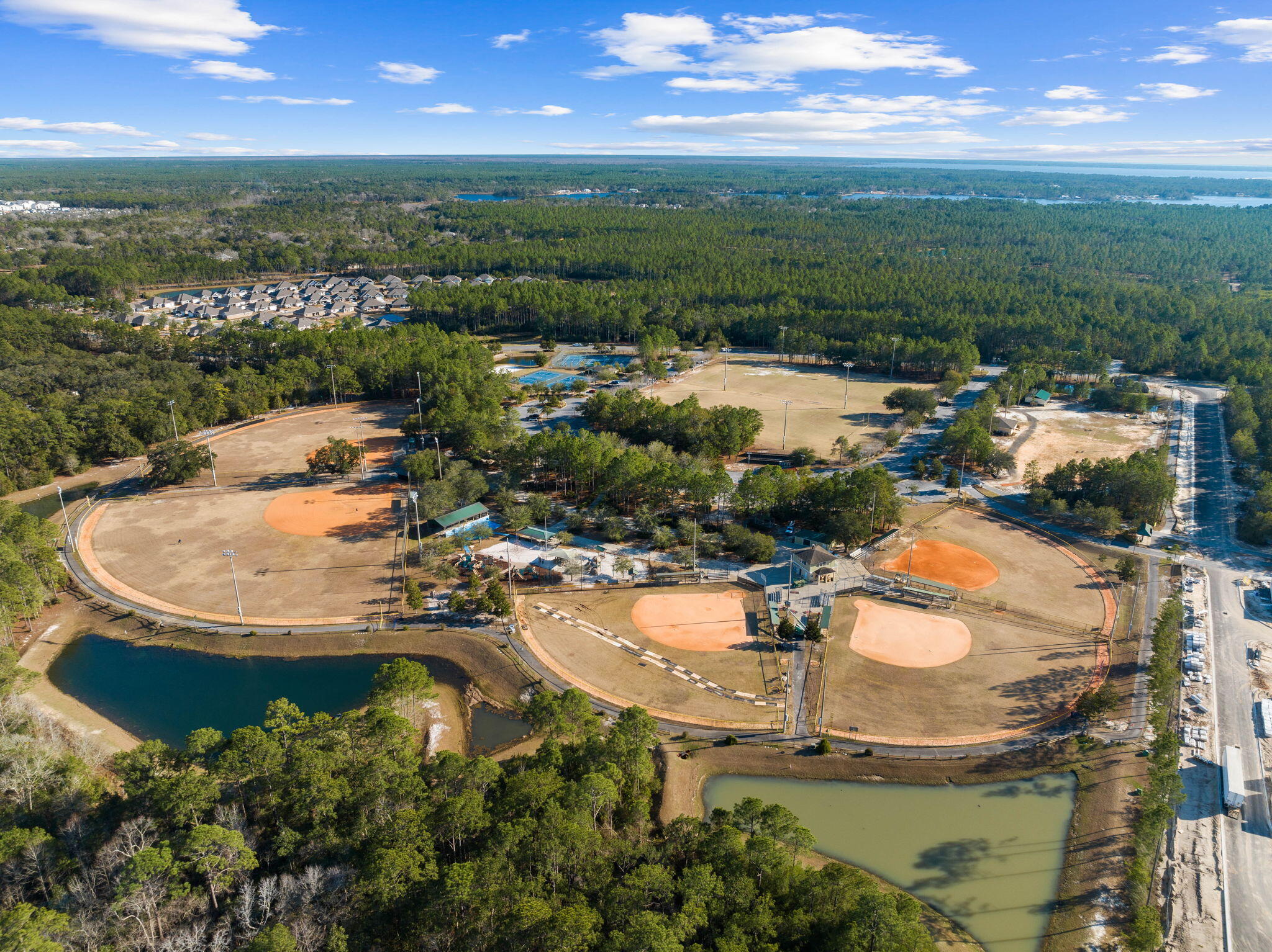 LAGRANGE SHORES - Land