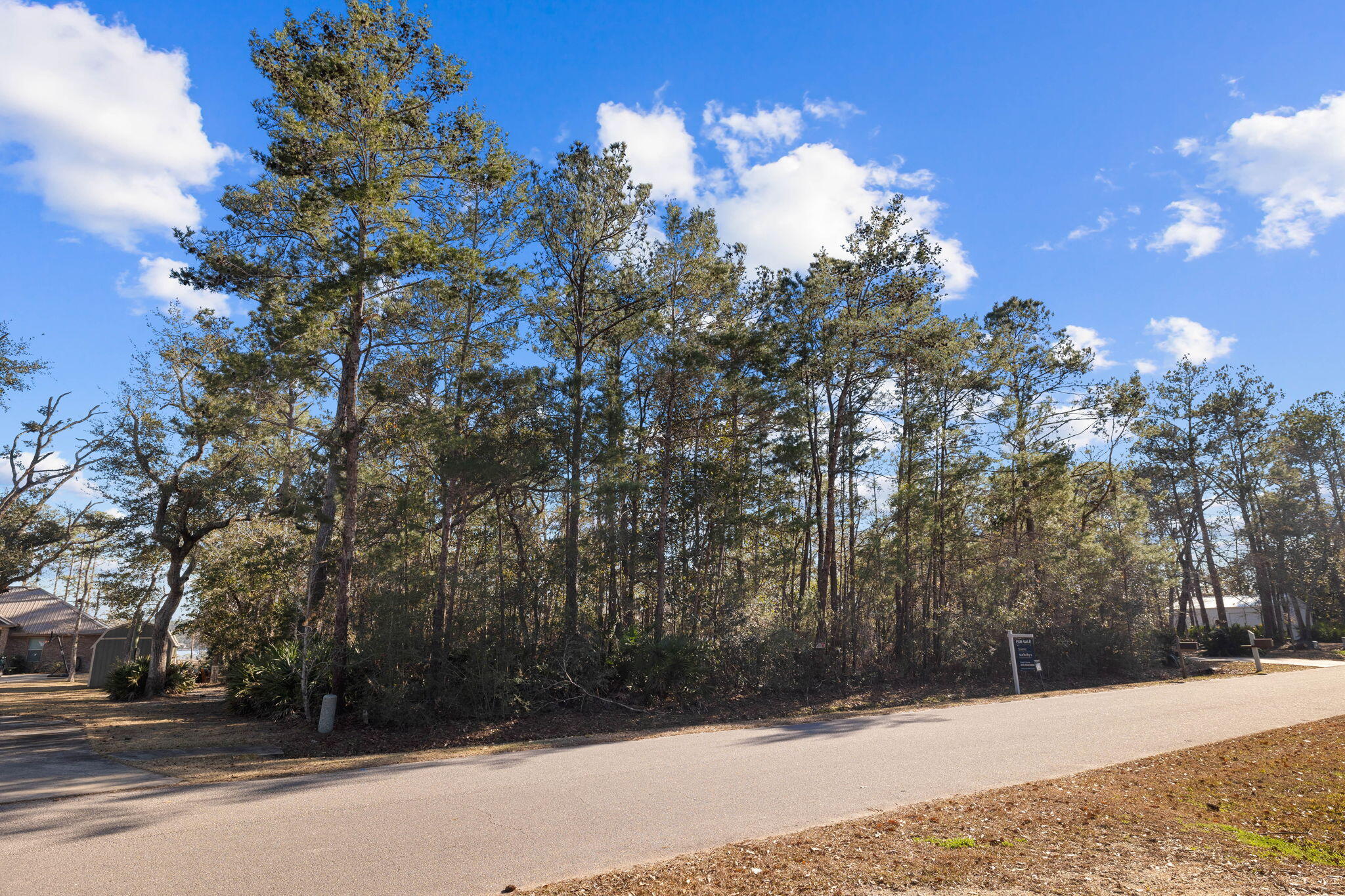 LAGRANGE SHORES - Land