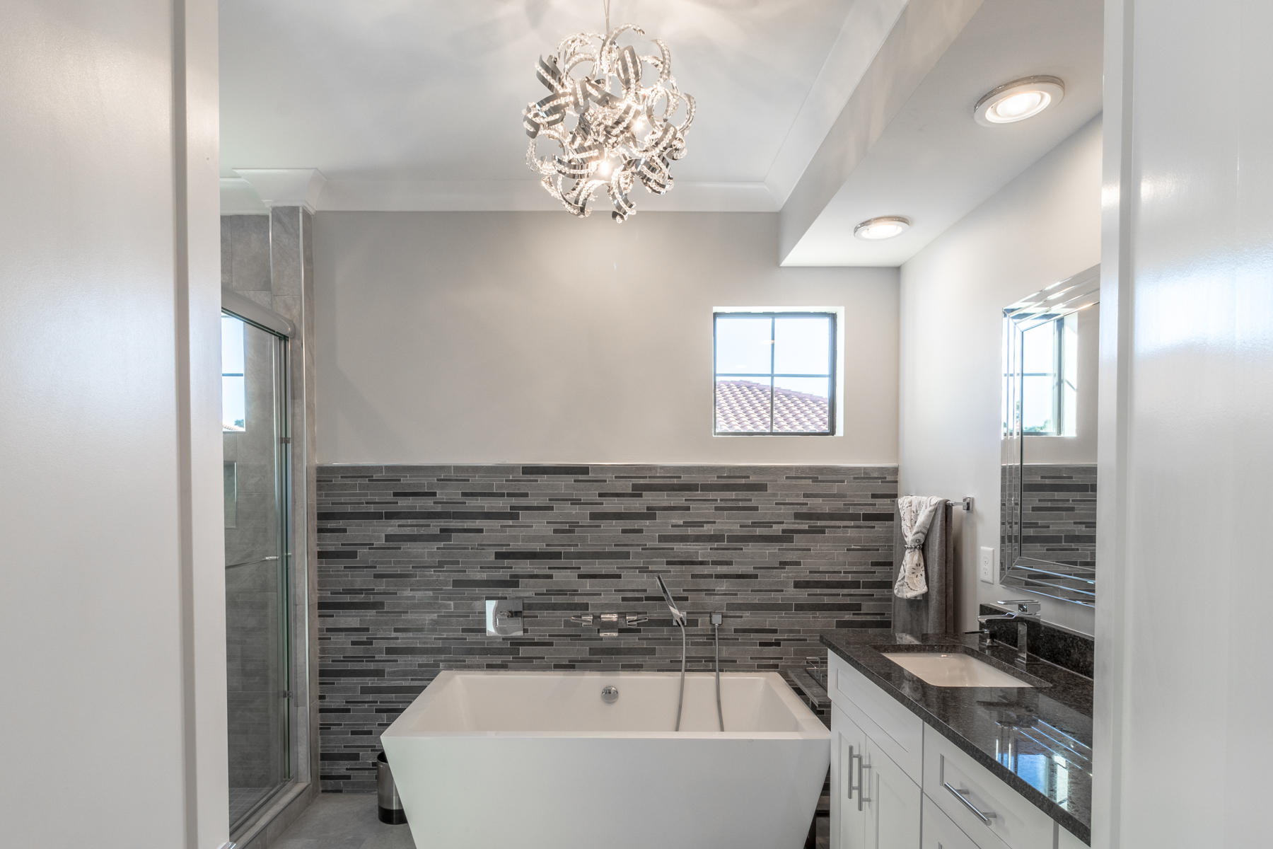 Villa Lago - Residential