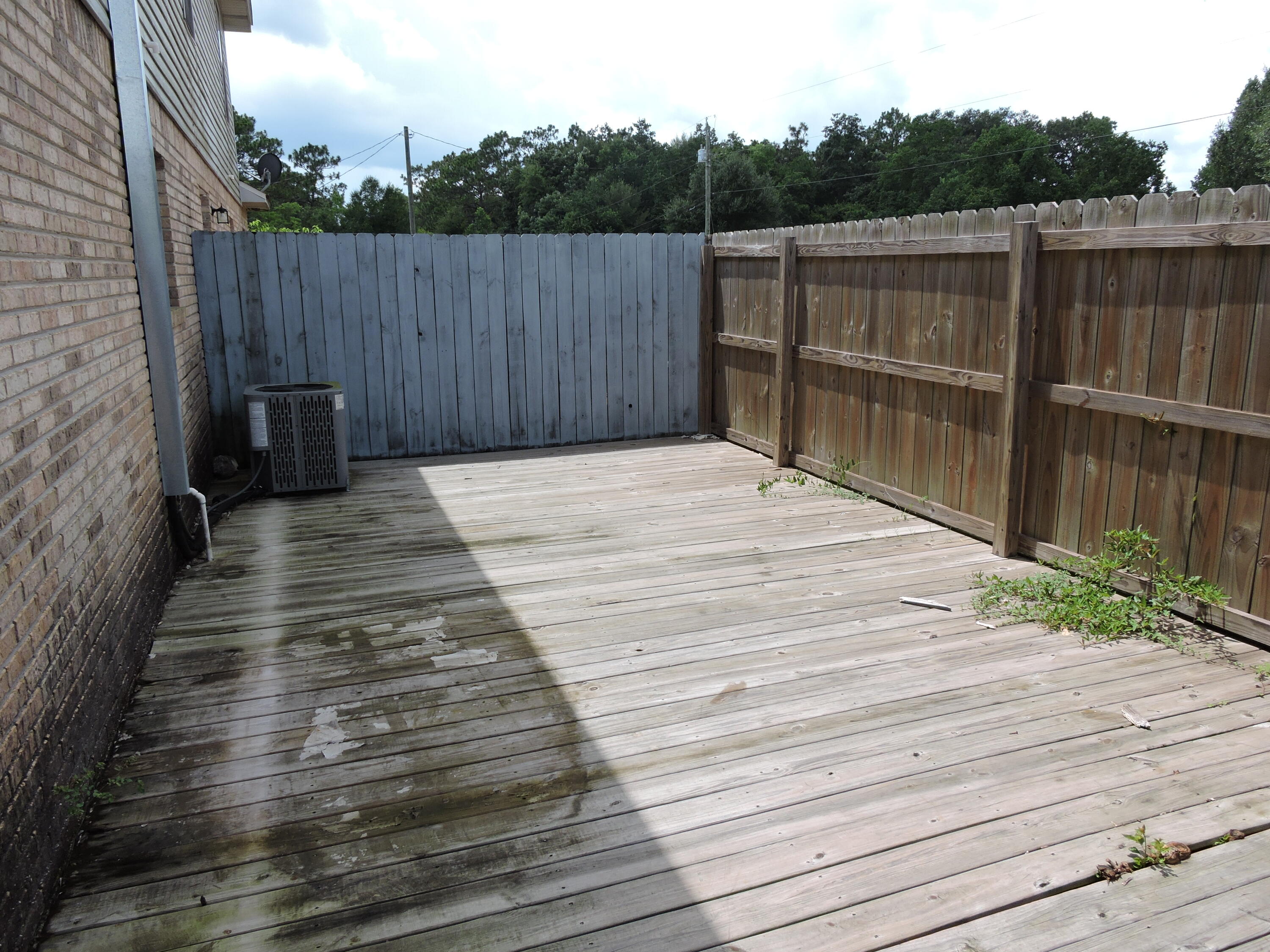 VALLEY T/H - Residential Lease