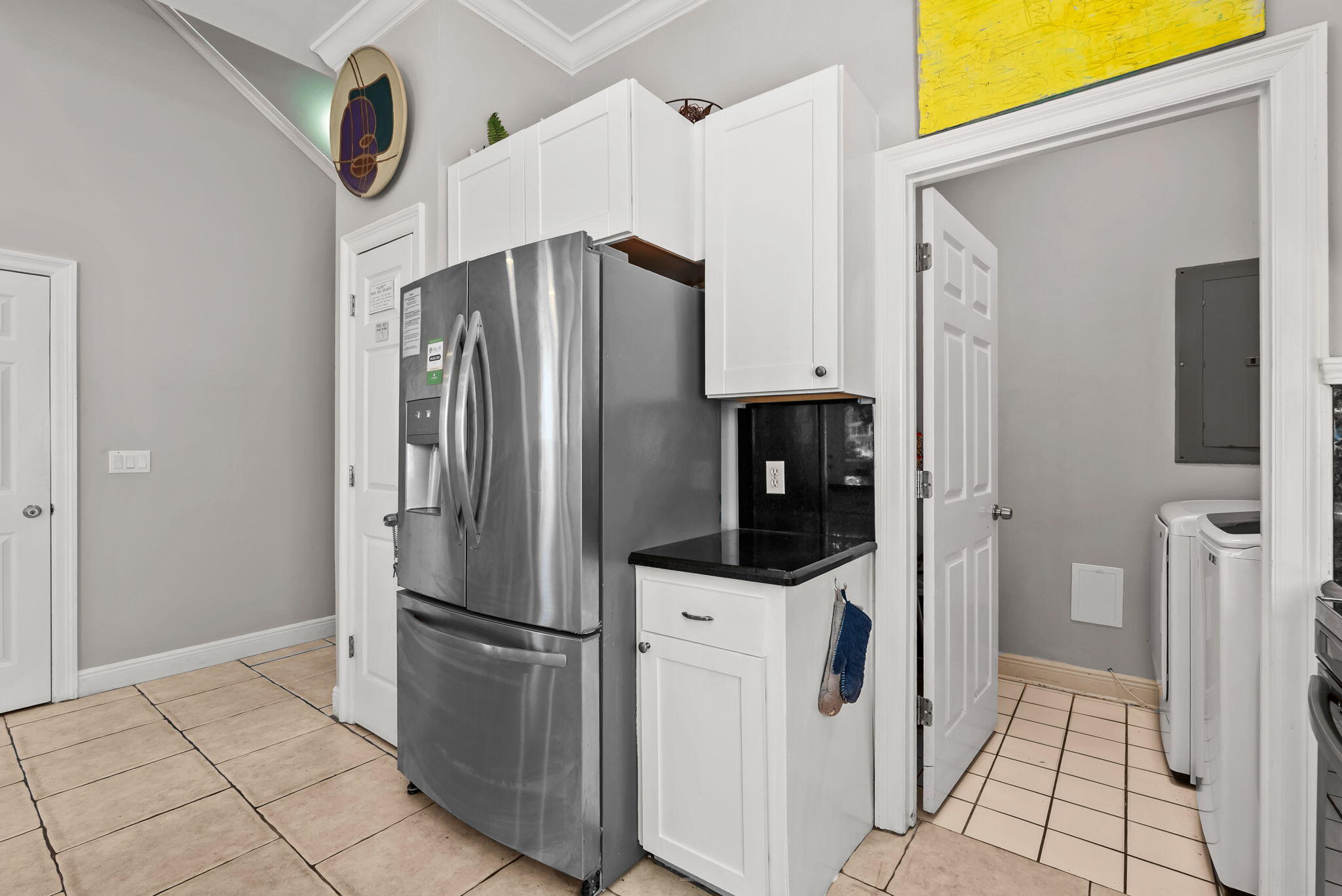 VANTAGE POINTE - Residential