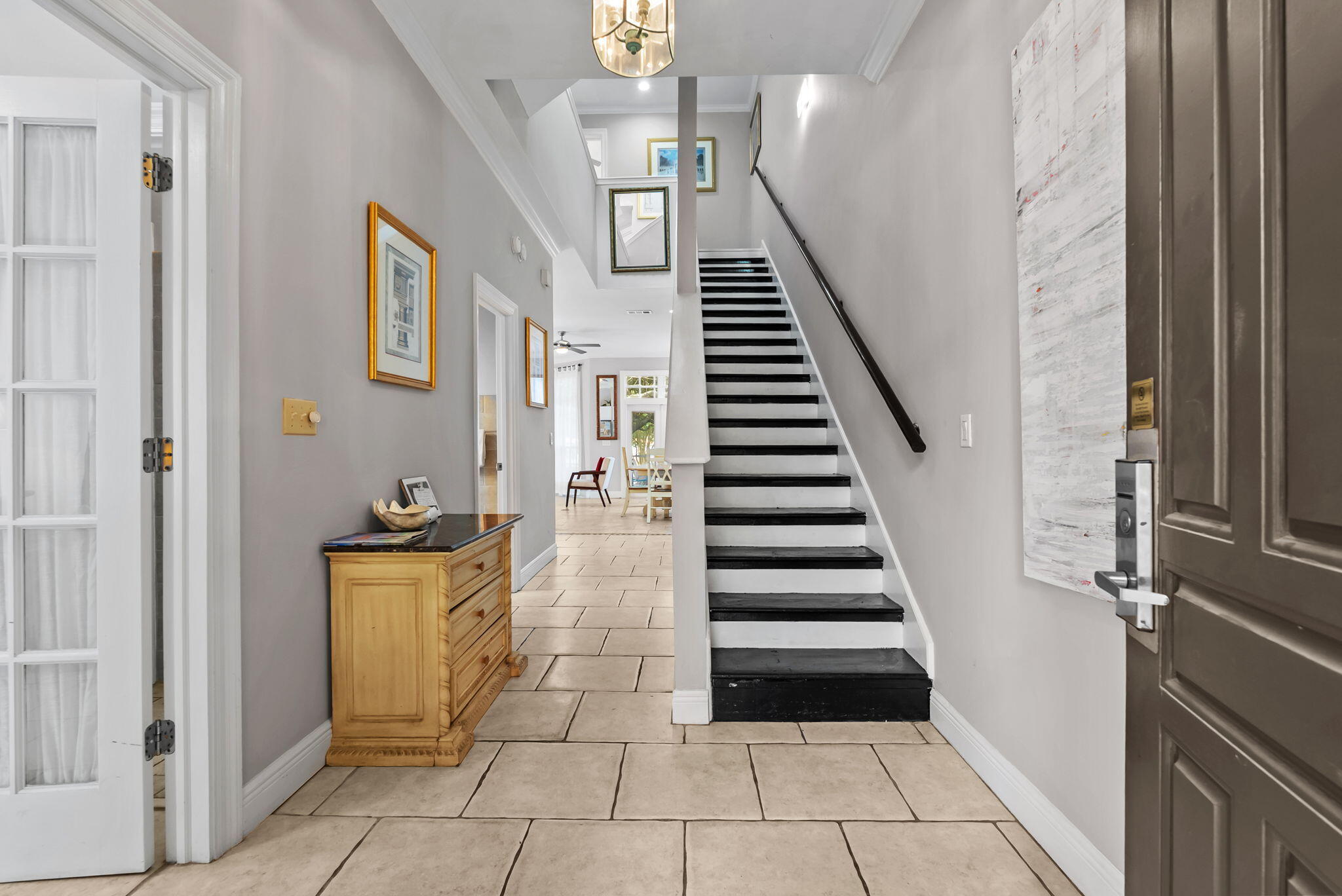VANTAGE POINTE - Residential