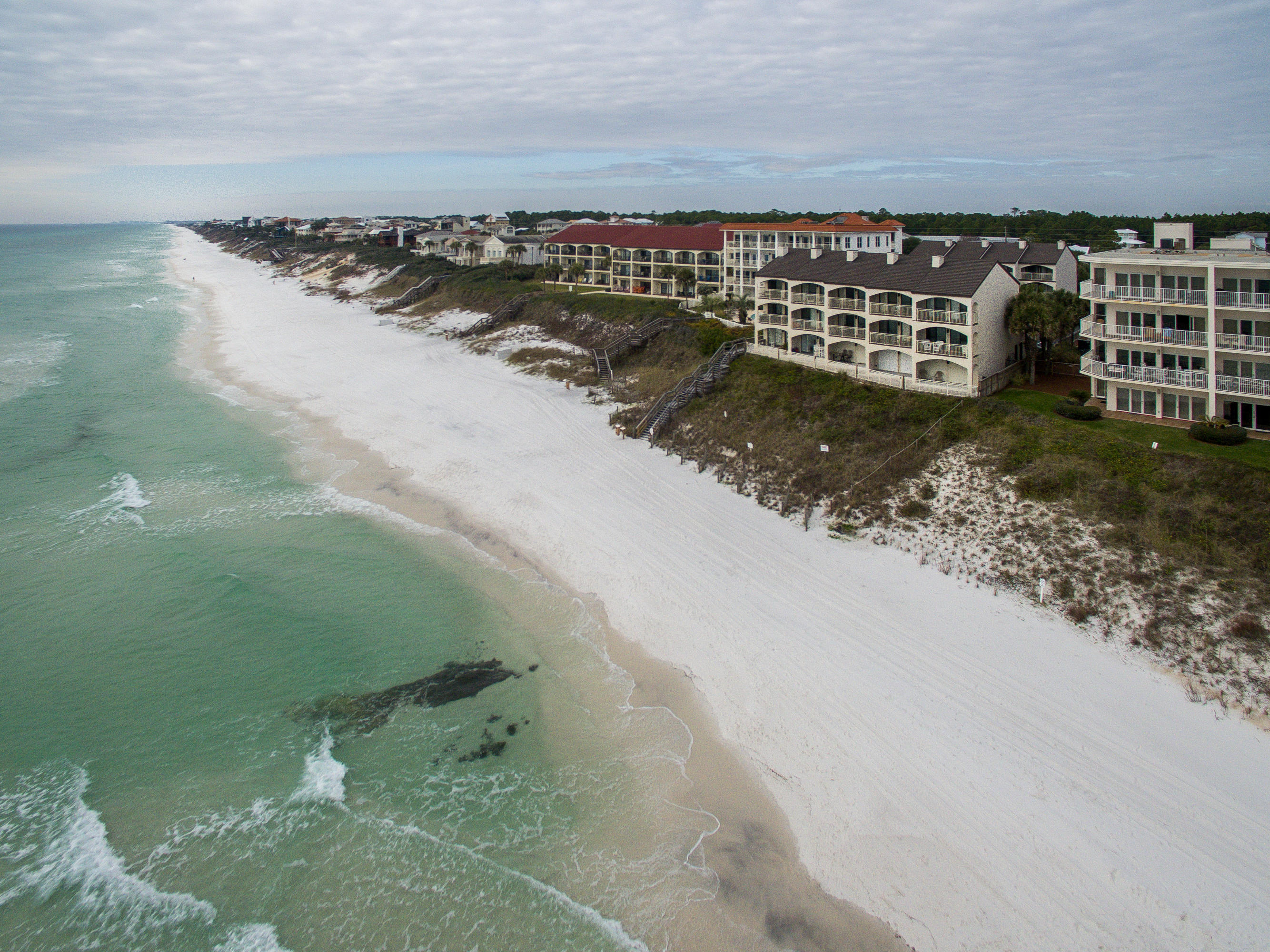 SEAGROVE BCH DUNE VILLAS PH 1 - Residential