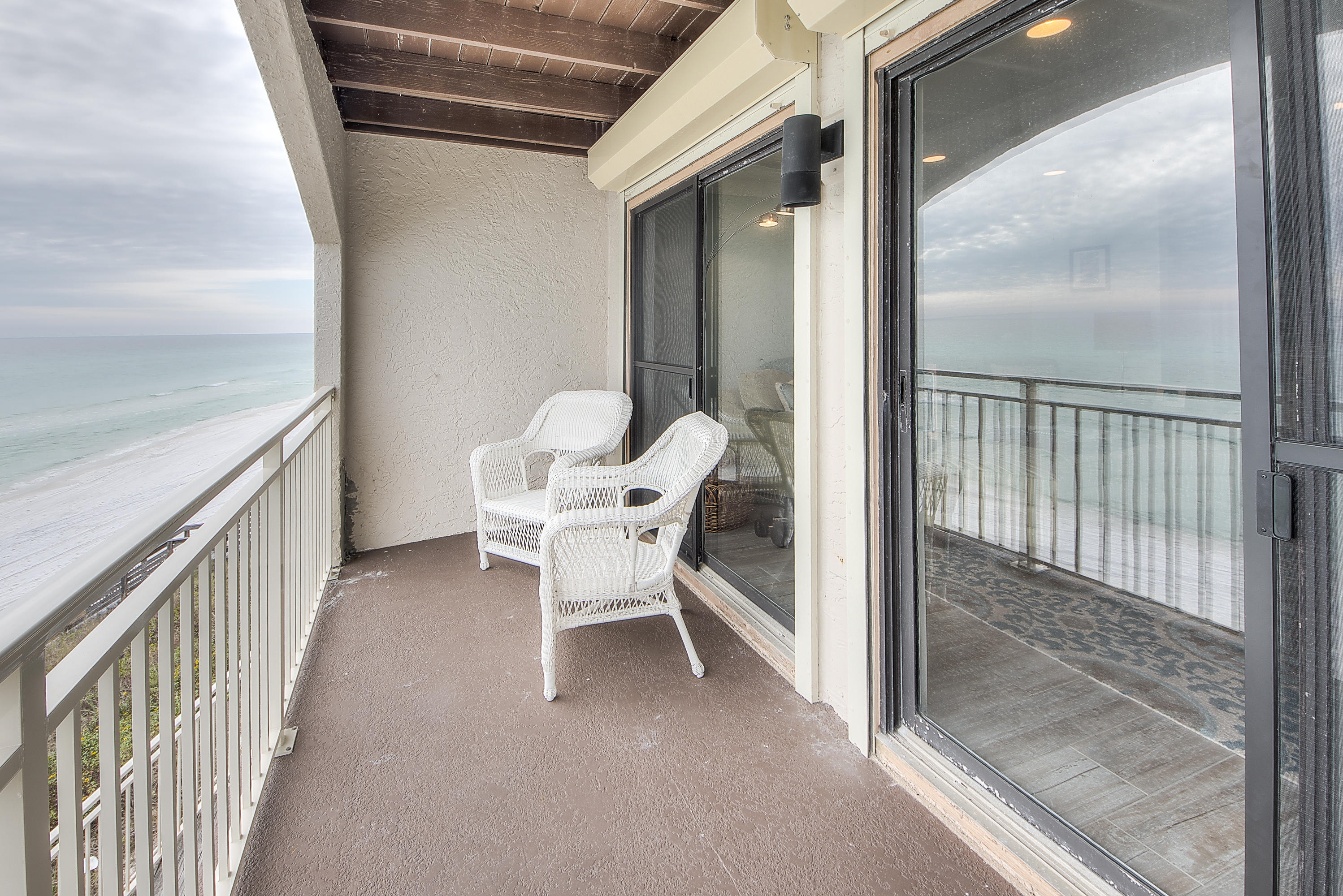 SEAGROVE BCH DUNE VILLAS PH 1 - Residential