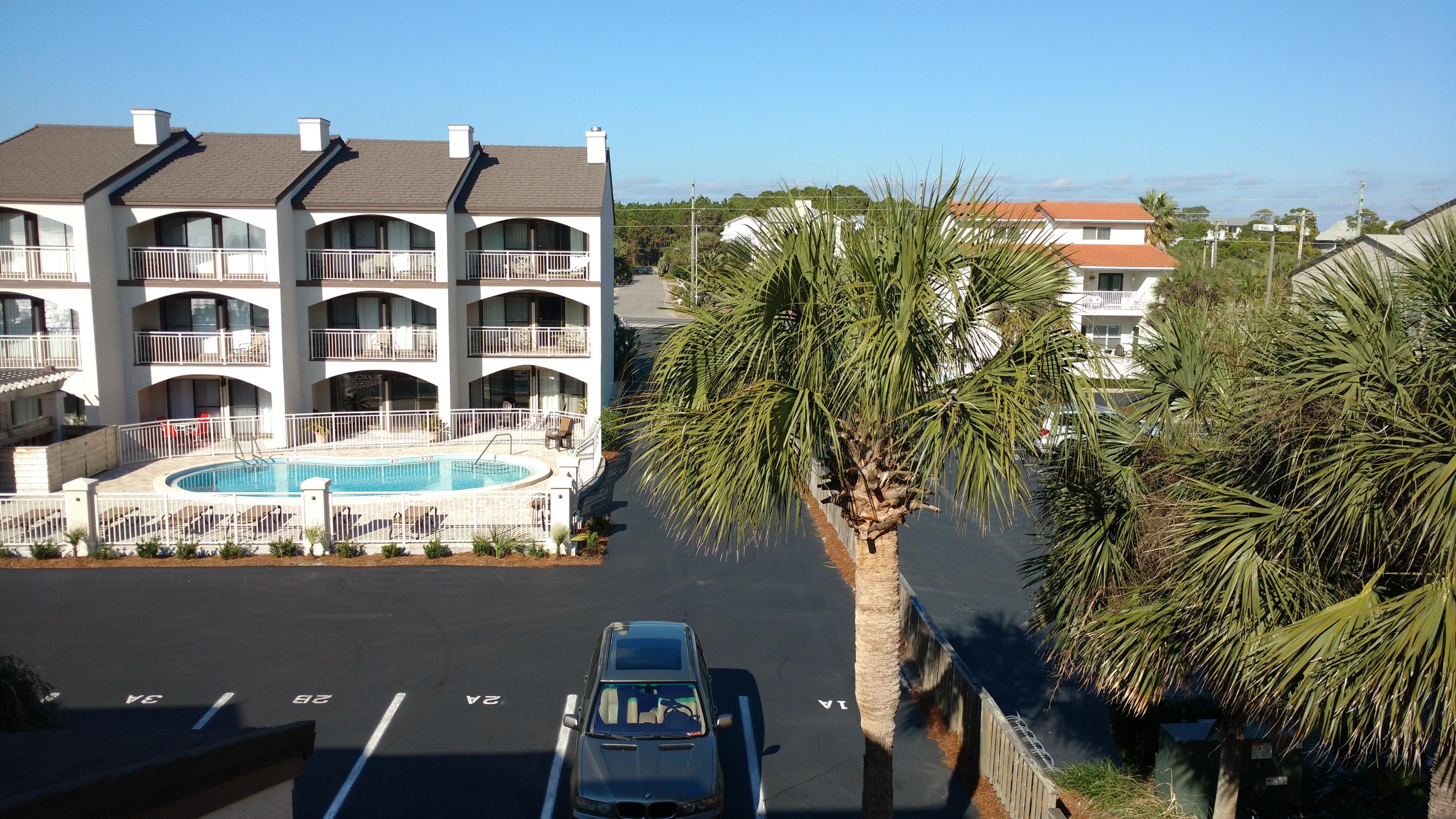 SEAGROVE BCH DUNE VILLAS PH 1 - Residential