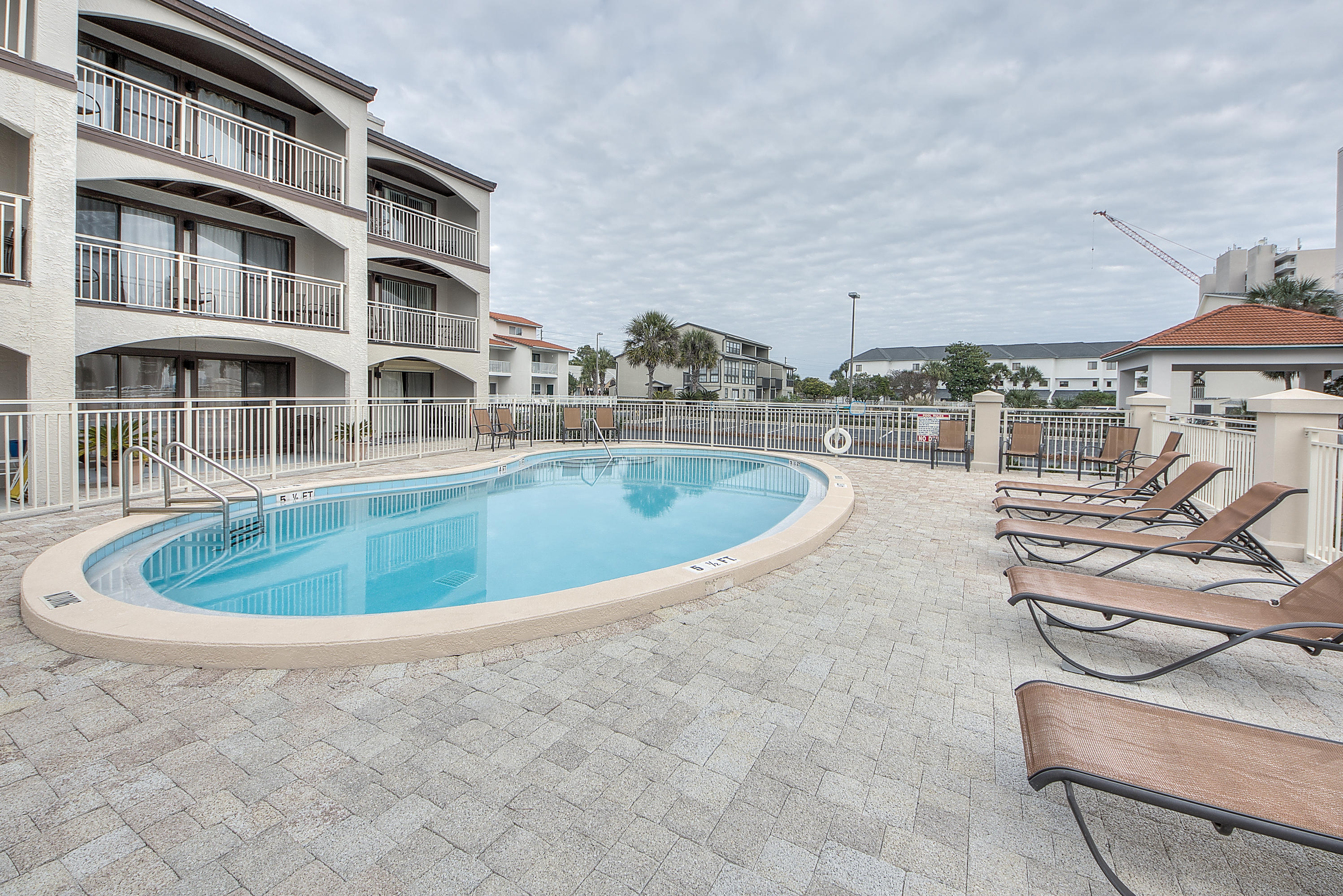 SEAGROVE BCH DUNE VILLAS PH 1 - Residential