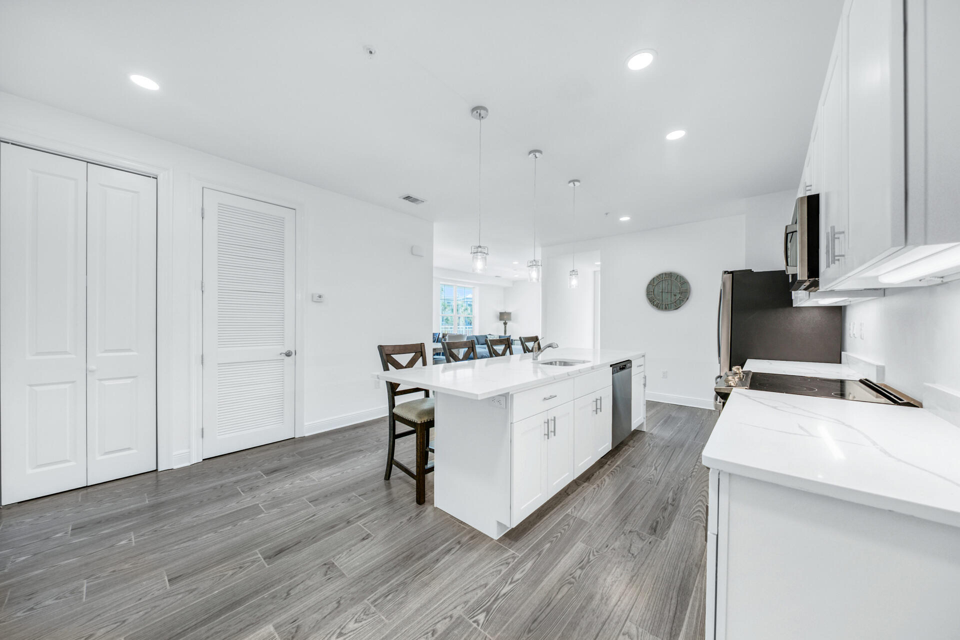 Gulf Place Residences - Residential