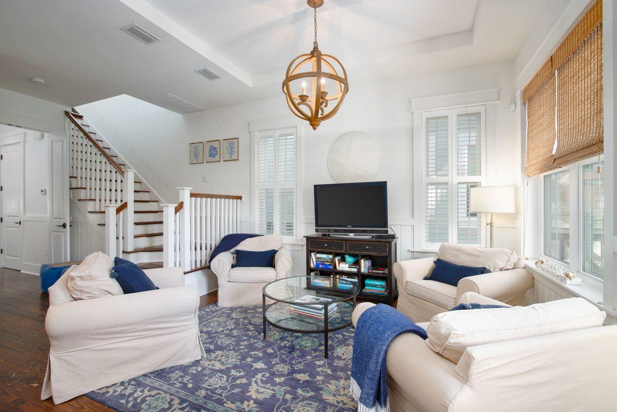 NATUREWALK AT SEAGROVE - Residential