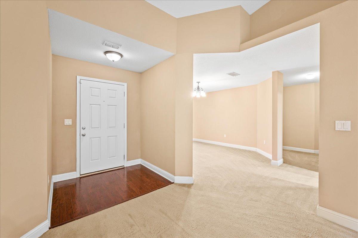 SILVER SPRINGS EST - Residential