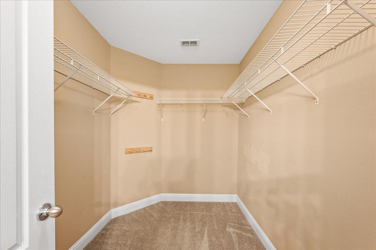 SILVER SPRINGS EST - Residential