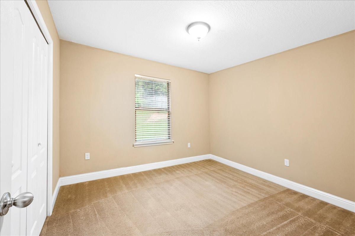 SILVER SPRINGS EST - Residential