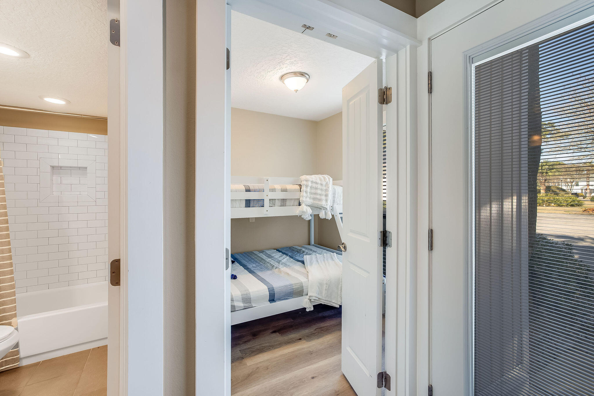 SANDPIPER VILLAGE CONDO - Residential