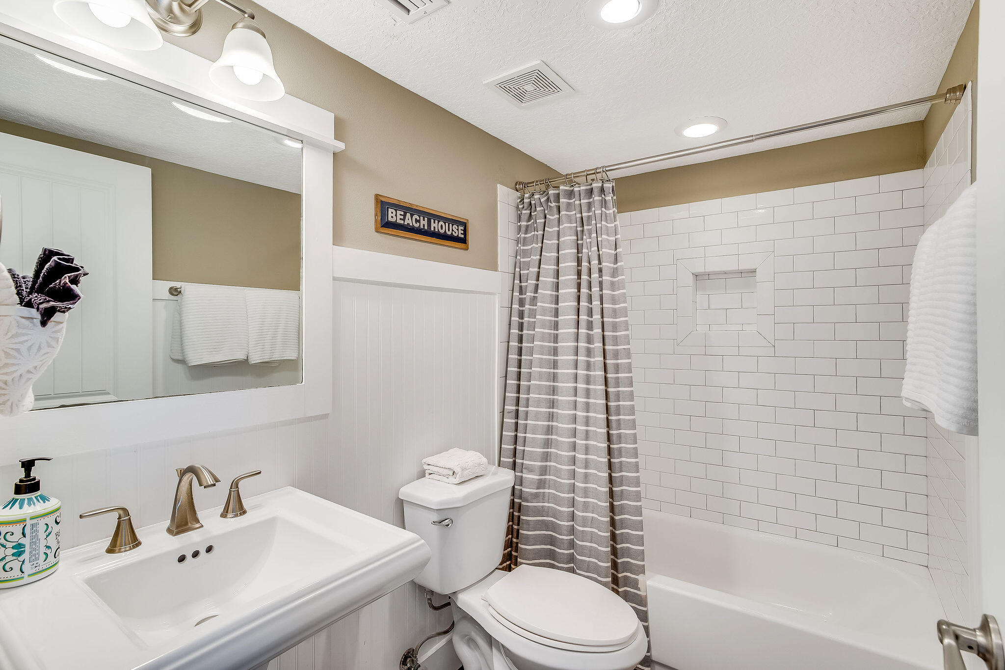 SANDPIPER VILLAGE CONDO - Residential