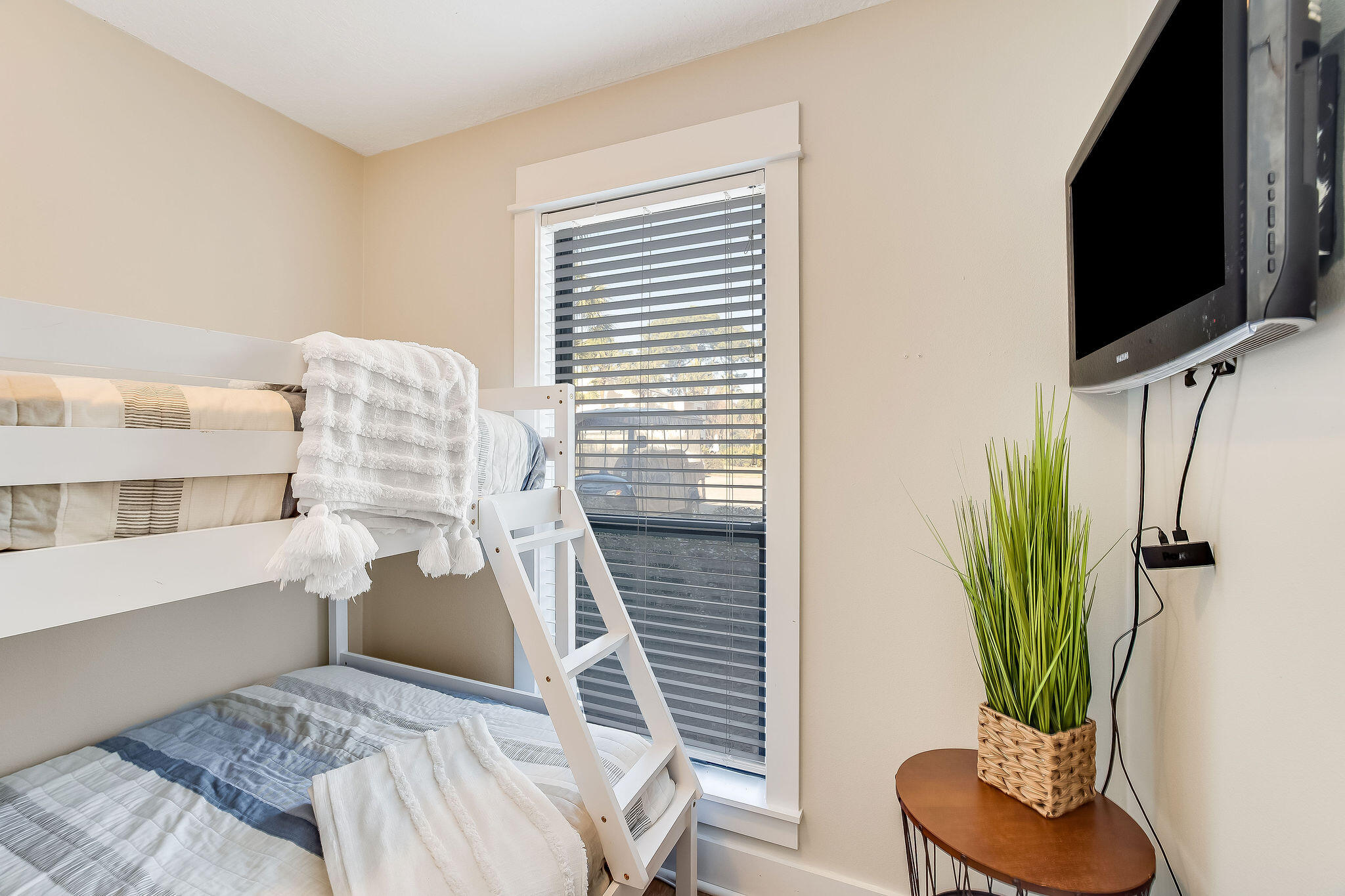 SANDPIPER VILLAGE CONDO - Residential