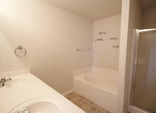 SANDY RIDGE ESTATES - Residential