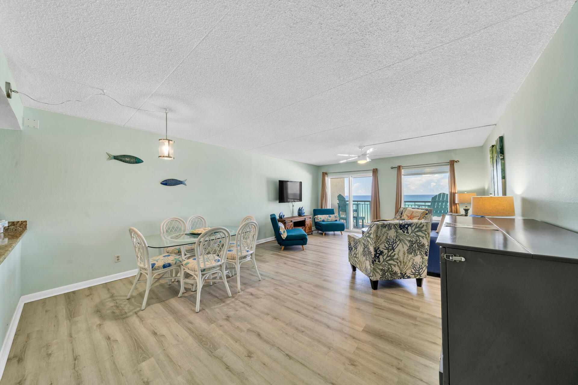 ISLAND ECHO CONDO - Residential