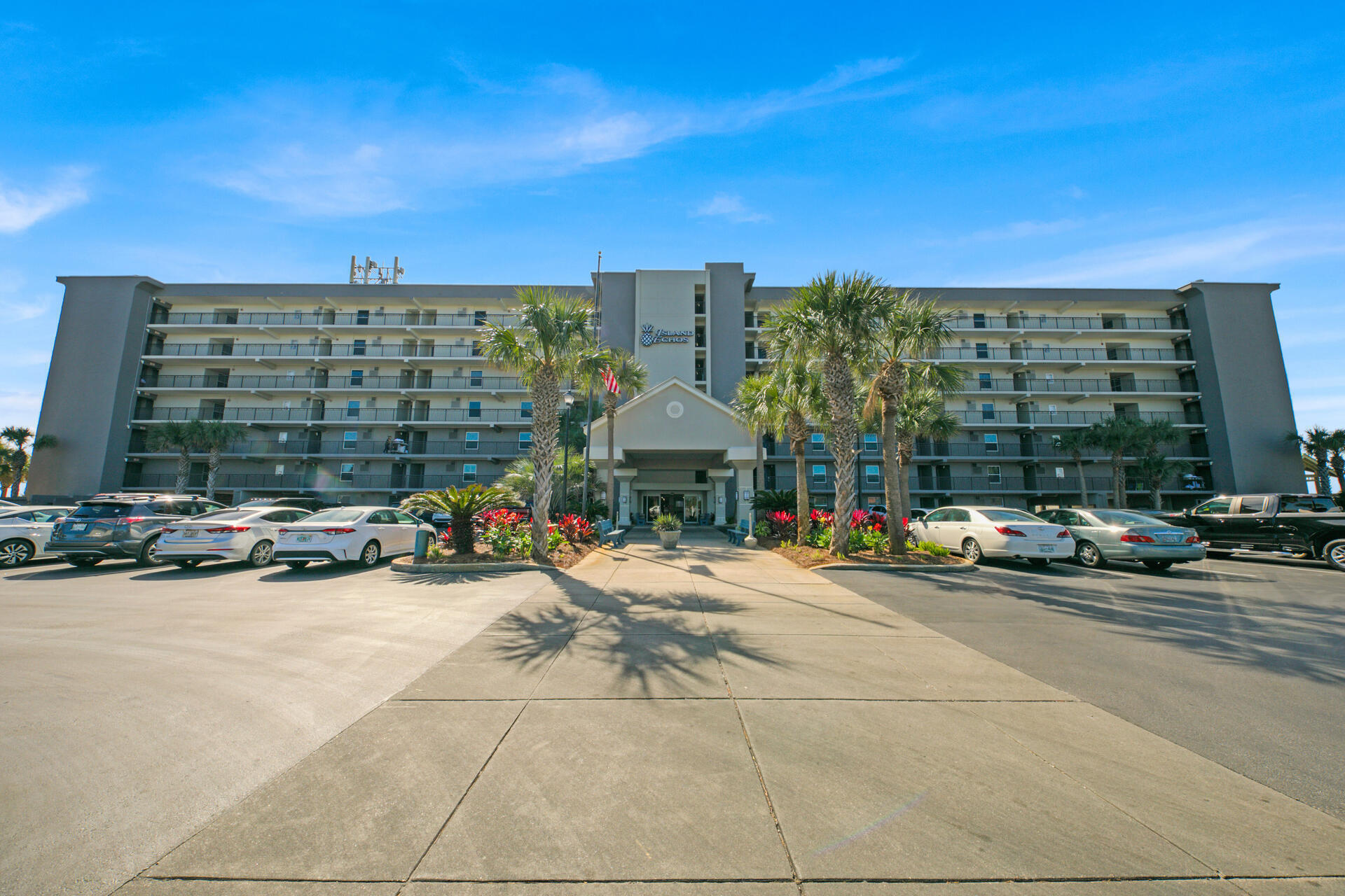 ISLAND ECHO CONDO - Residential