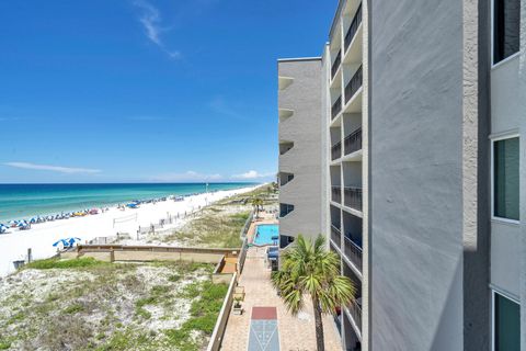 A home in Fort Walton Beach