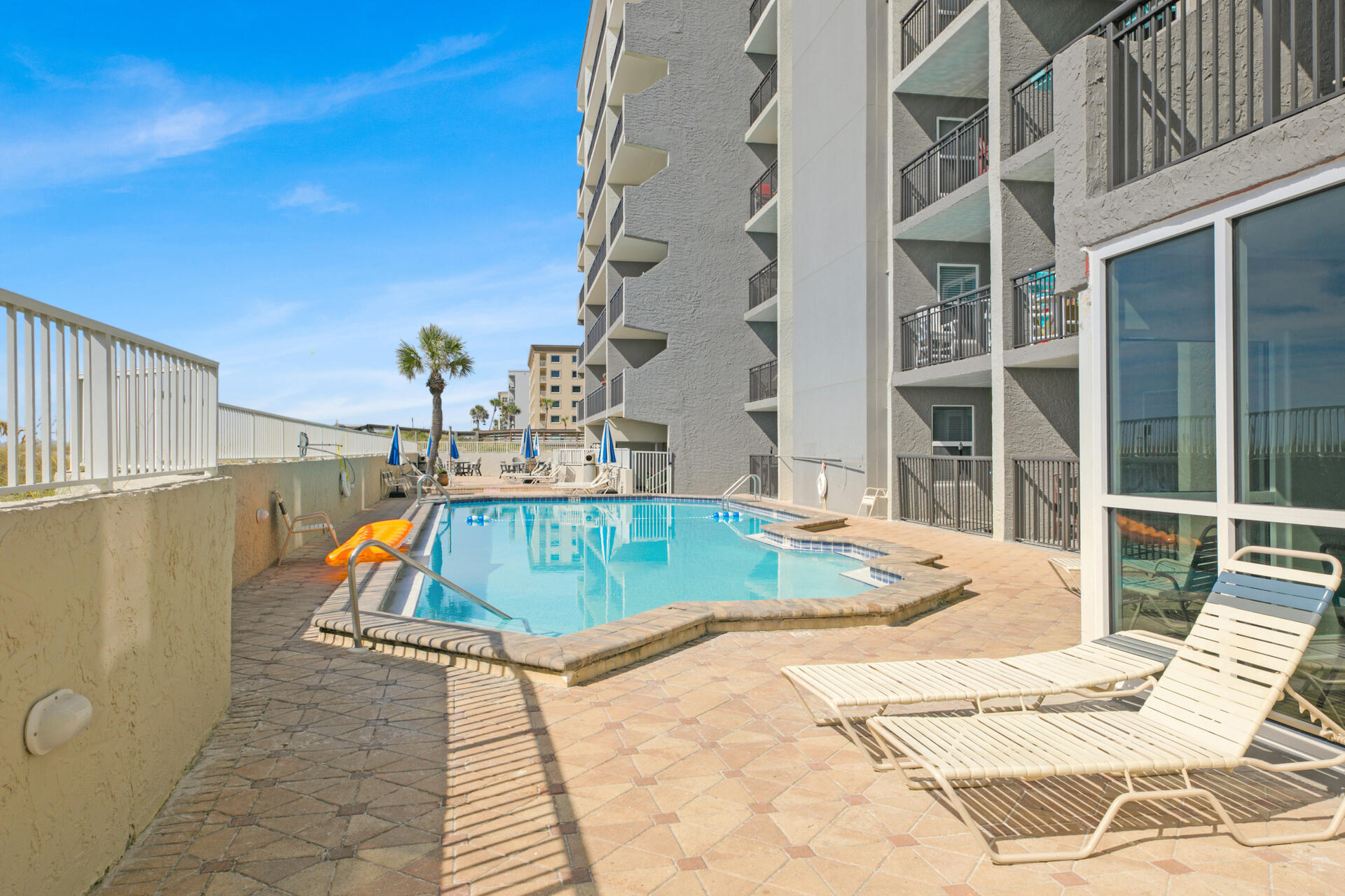 ISLAND ECHO CONDO - Residential