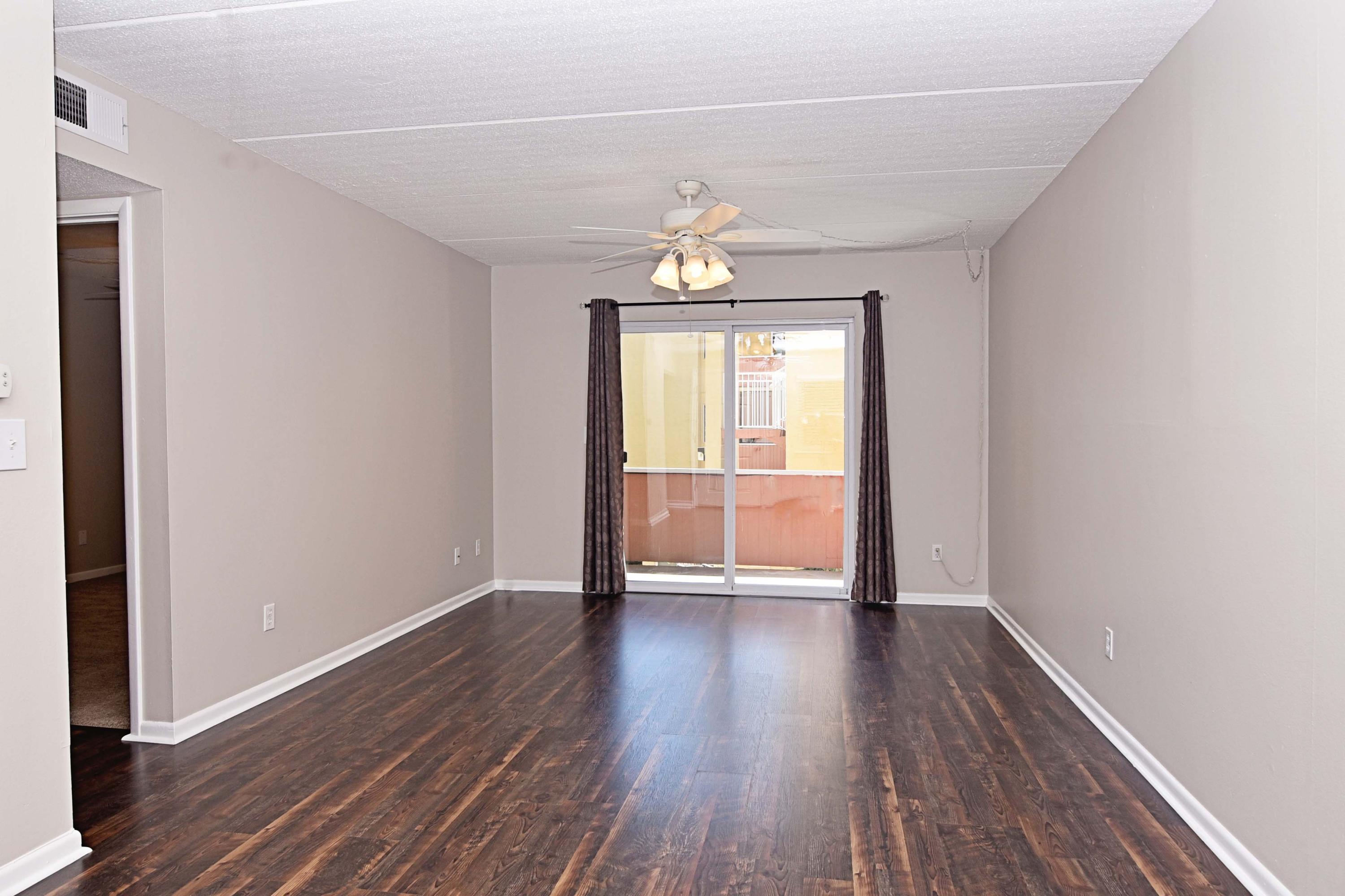 CEDARS CONDO - Residential