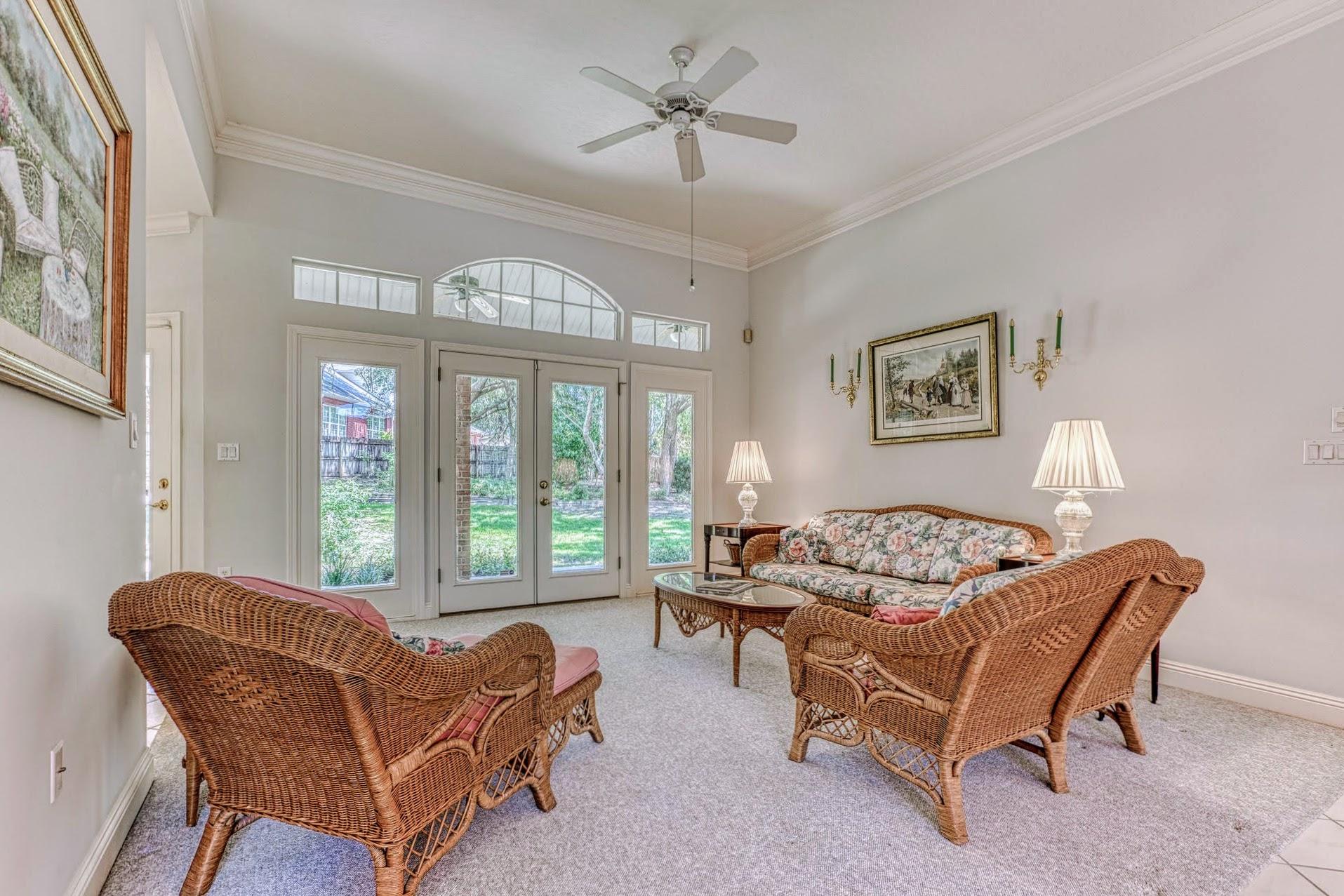 ROCKY BAYOU COUNTRY CLUB ESTATES 9 - Residential