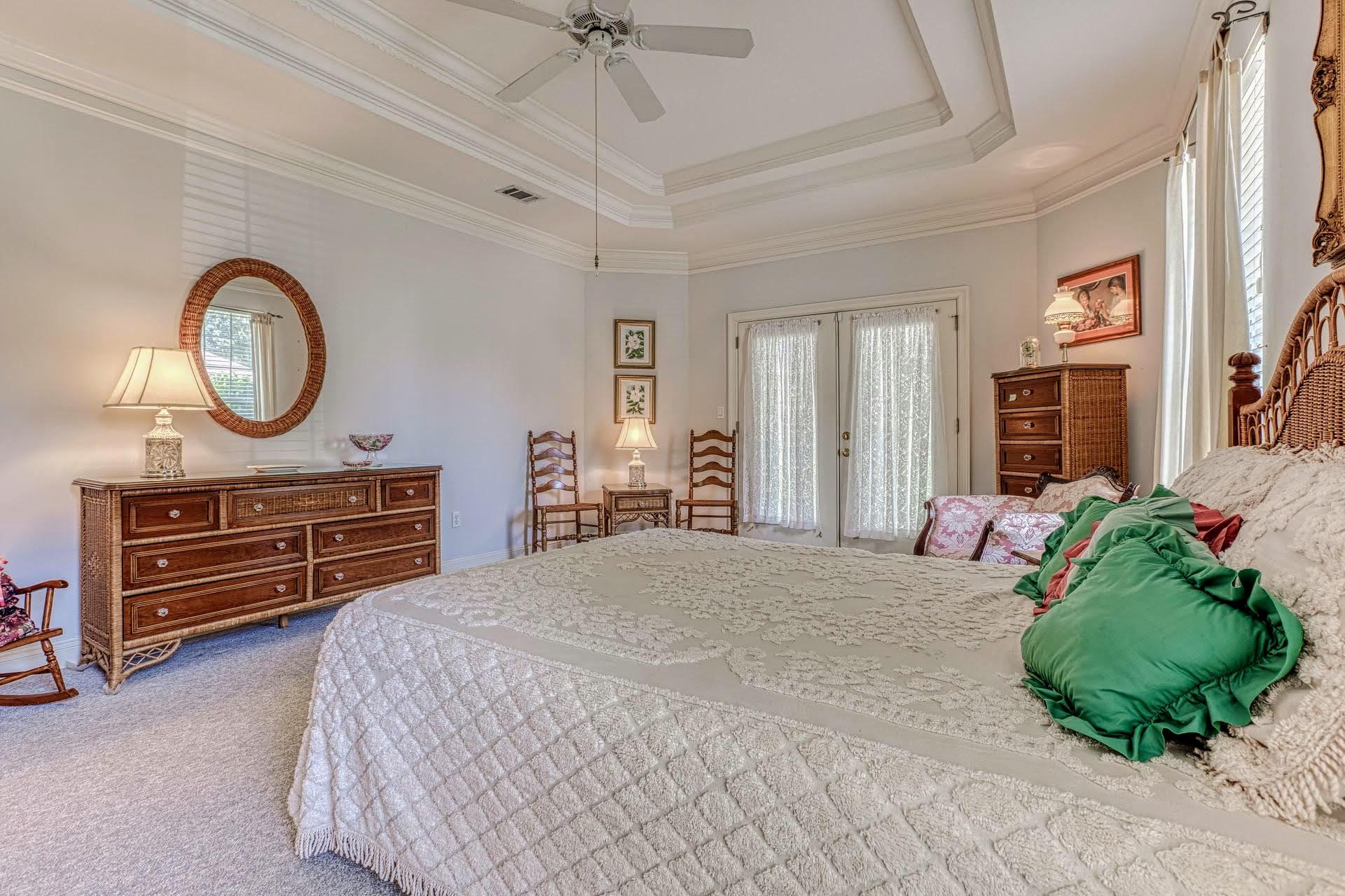 ROCKY BAYOU COUNTRY CLUB ESTATES 9 - Residential