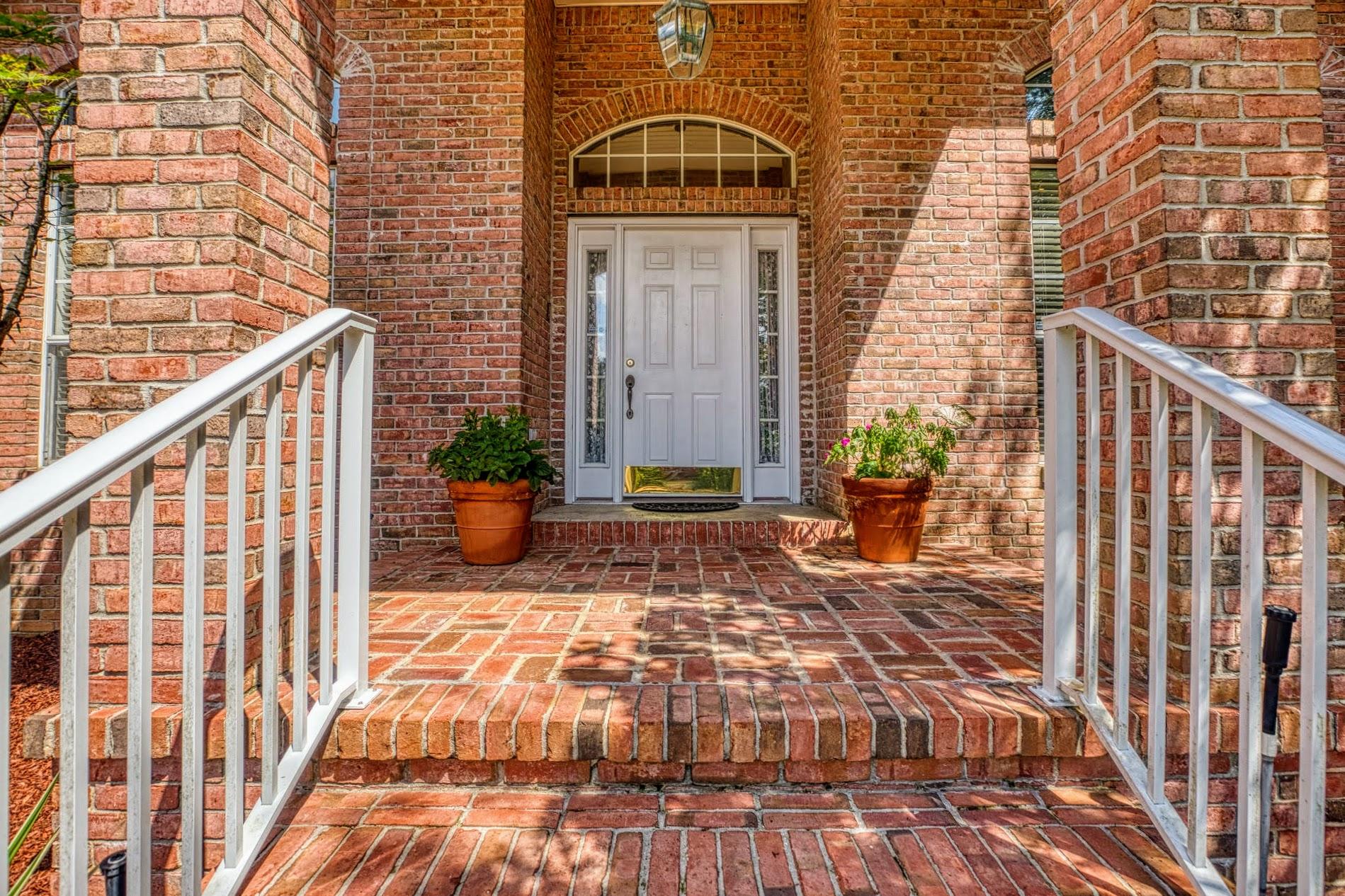 ROCKY BAYOU COUNTRY CLUB ESTATES 9 - Residential