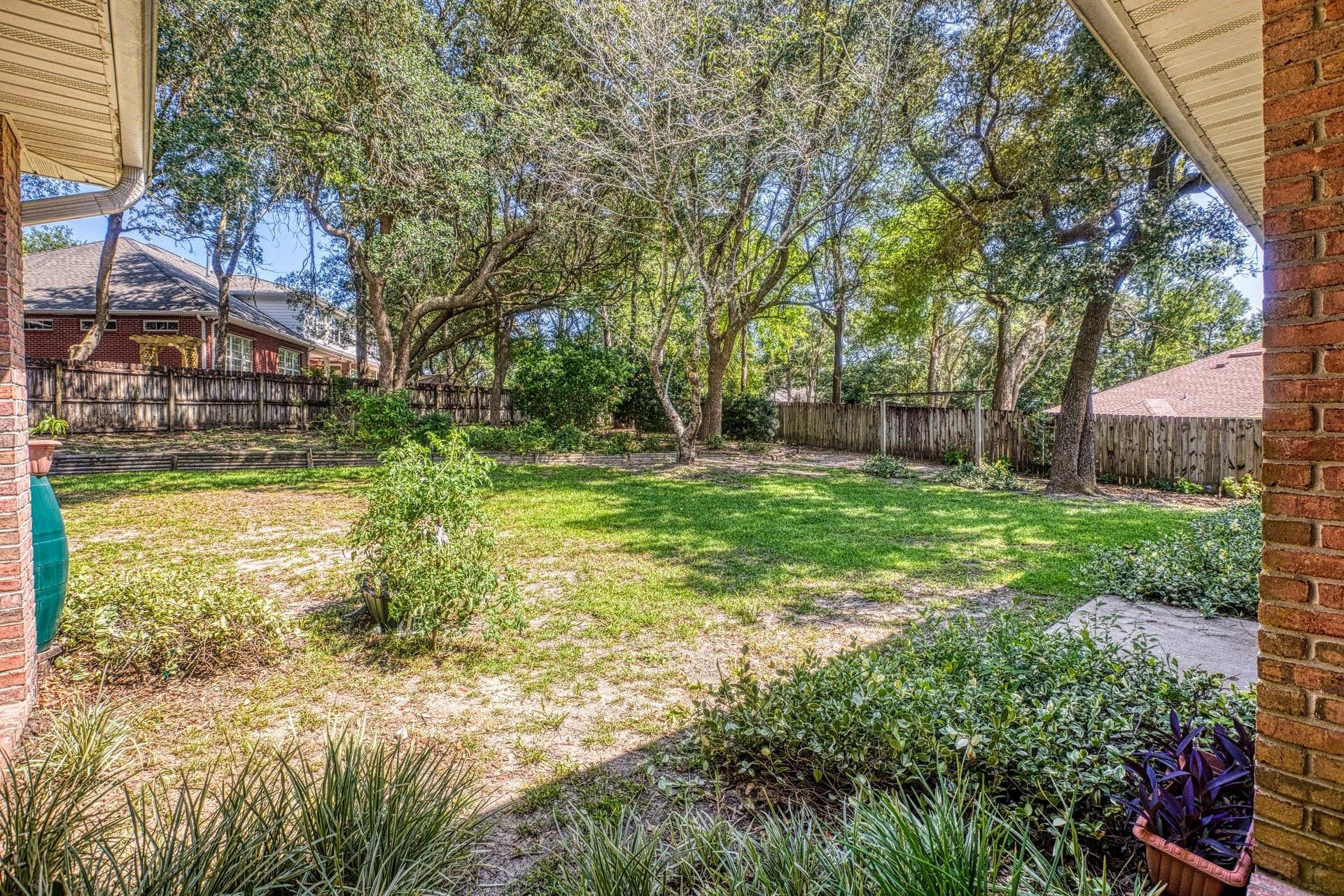 ROCKY BAYOU COUNTRY CLUB ESTATES 9 - Residential