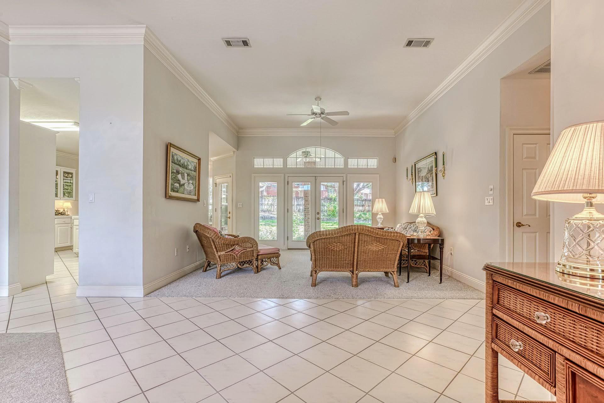 ROCKY BAYOU COUNTRY CLUB ESTATES 9 - Residential