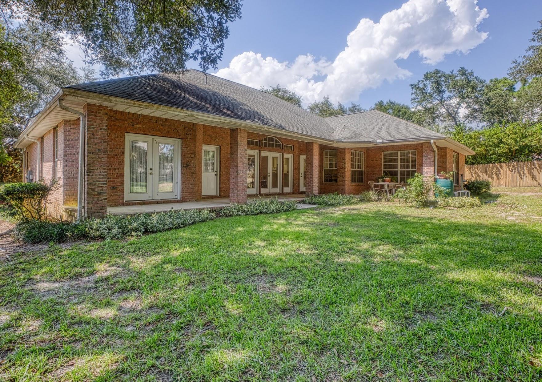 ROCKY BAYOU COUNTRY CLUB ESTATES 9 - Residential