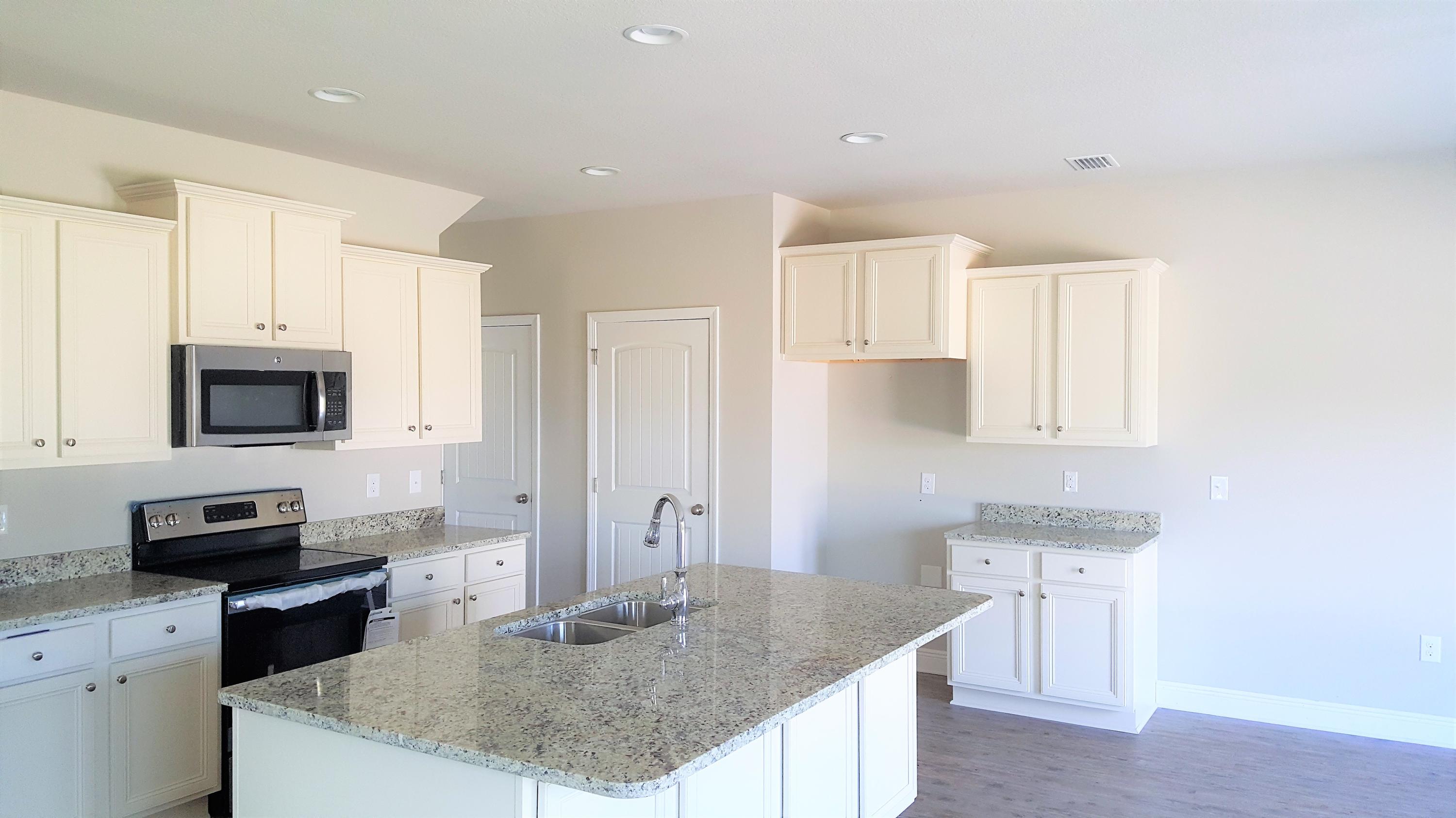 LAGRANGE LANDING - Residential