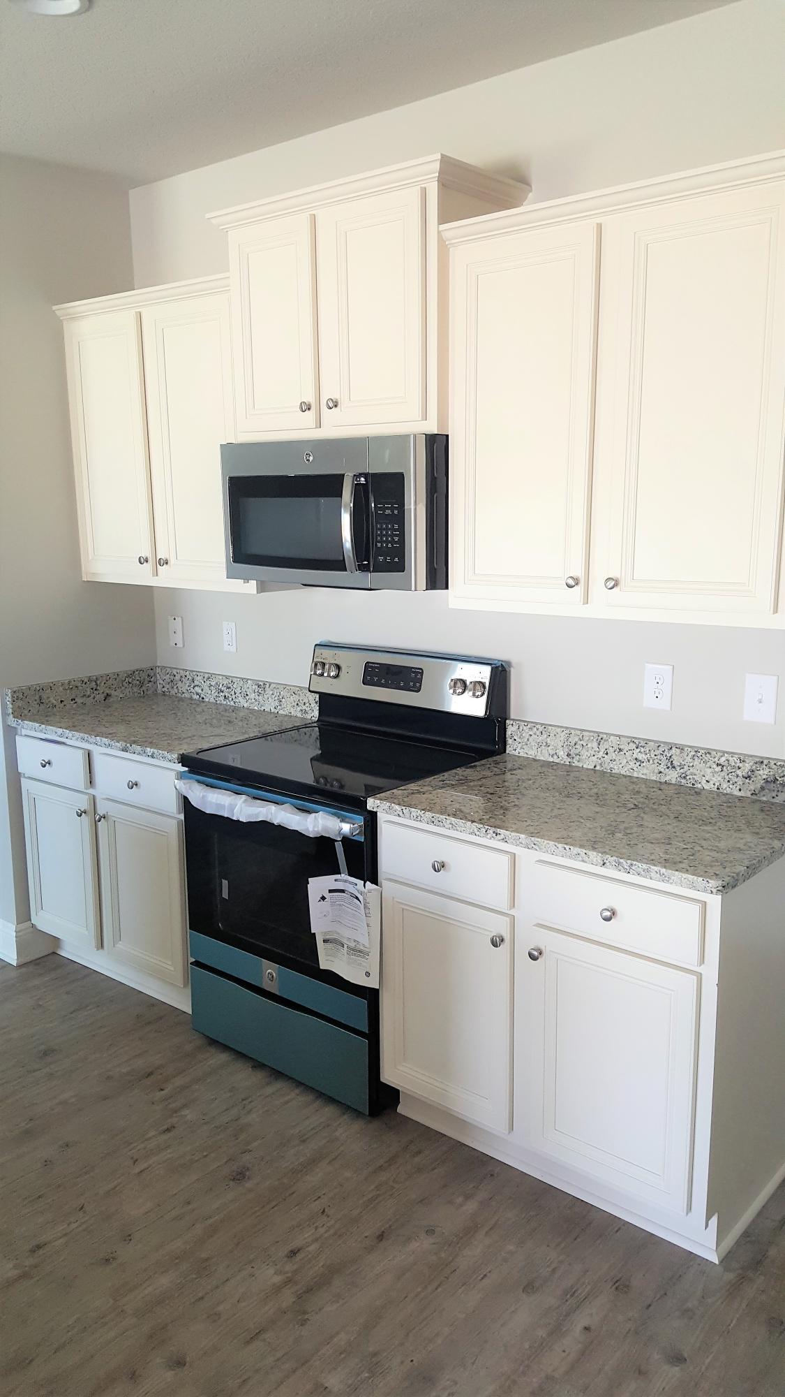 LAGRANGE LANDING - Residential