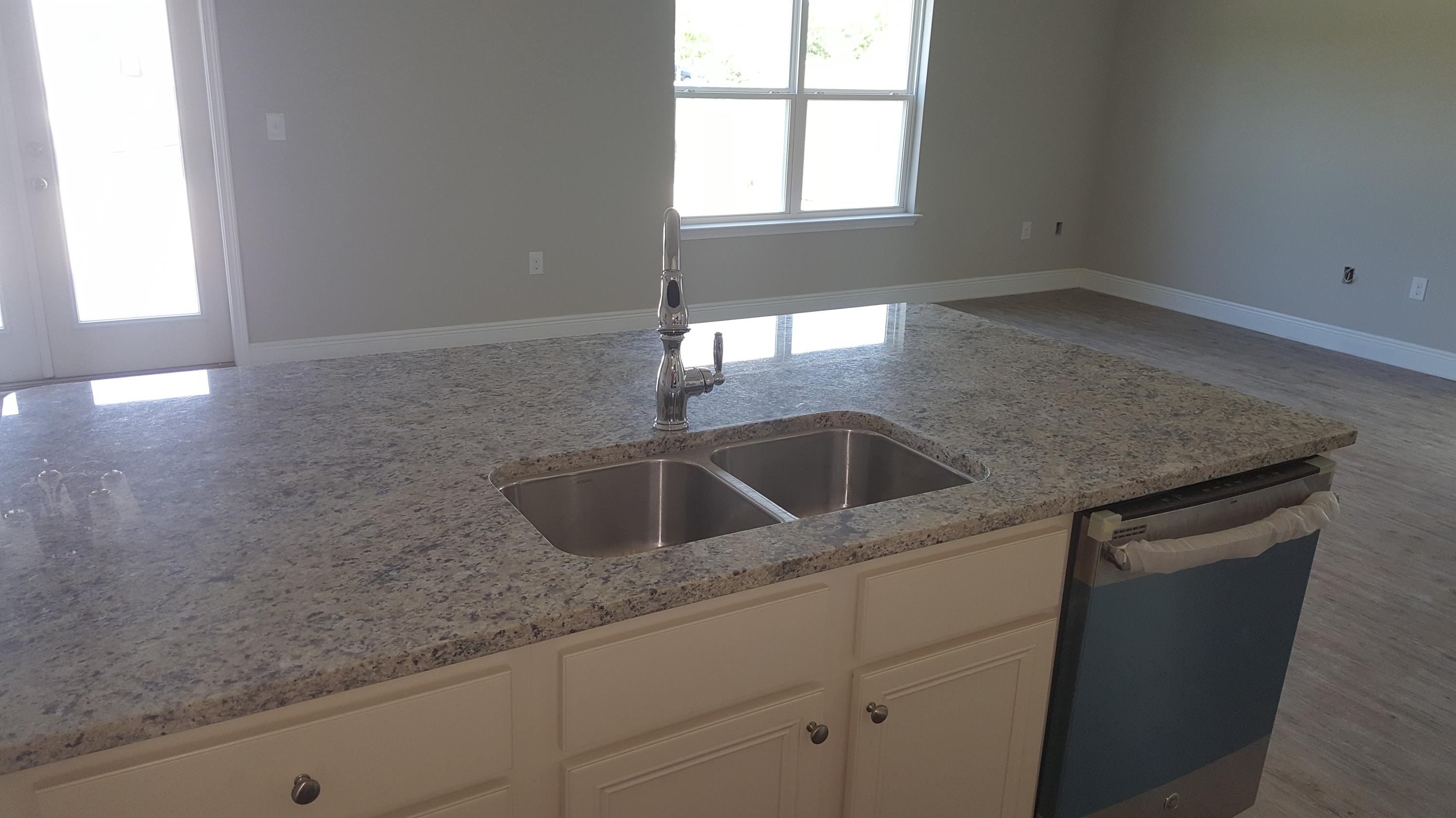 LAGRANGE LANDING - Residential