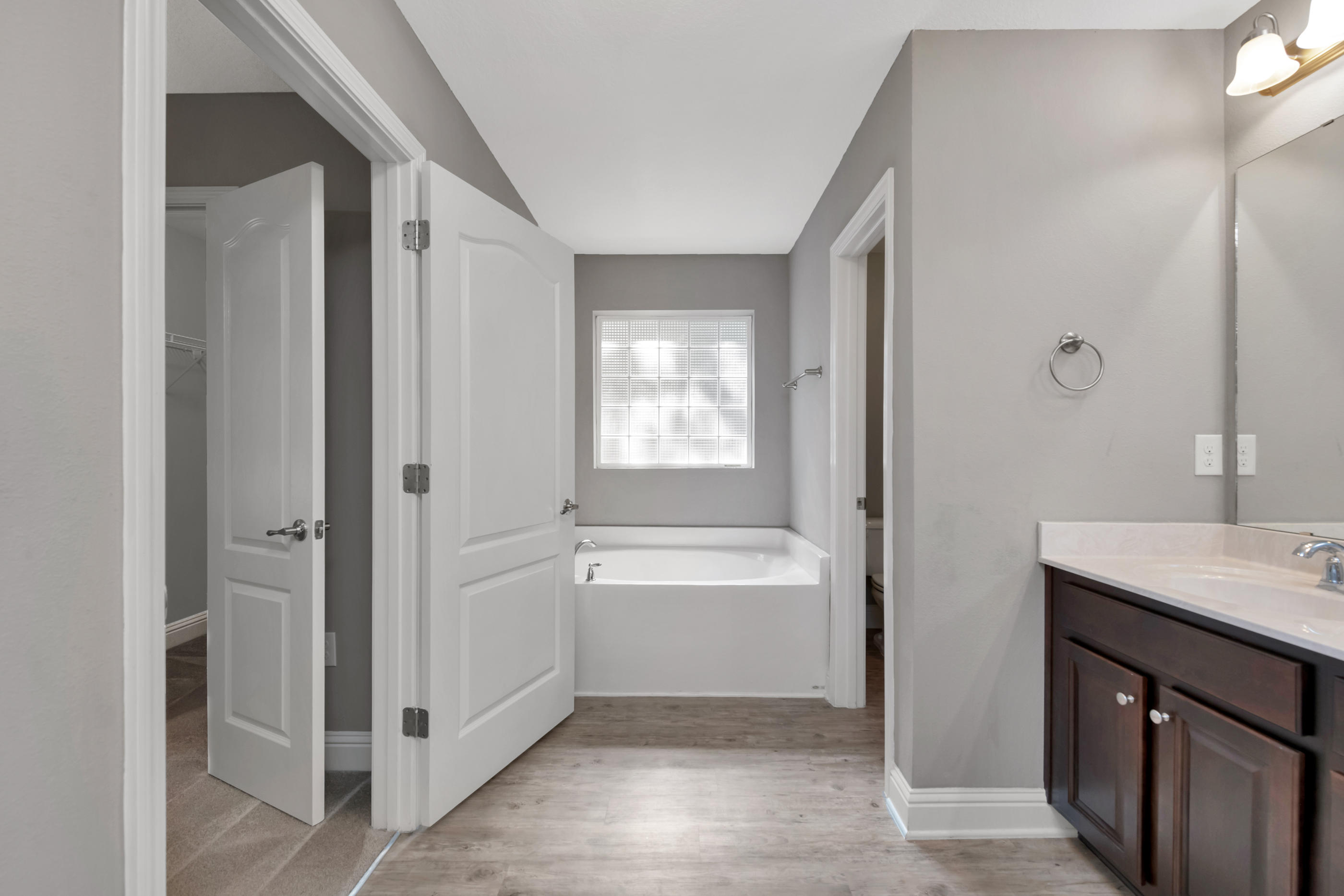 Navarre 2nd Add - Residential