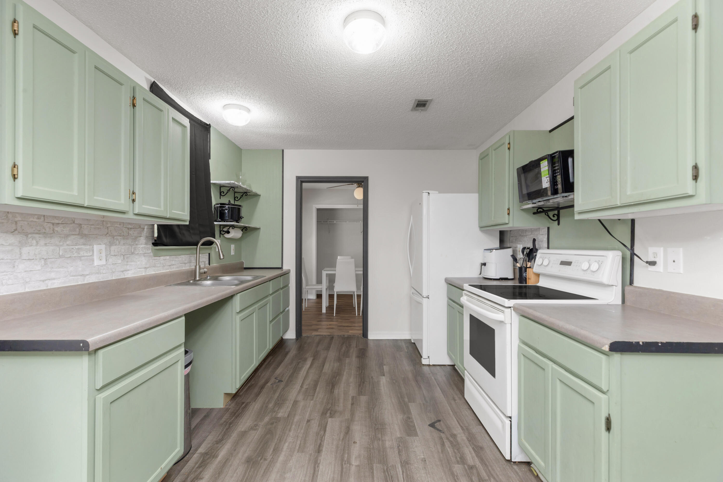 WINDING CREEK ESTATES PH 3 - Residential