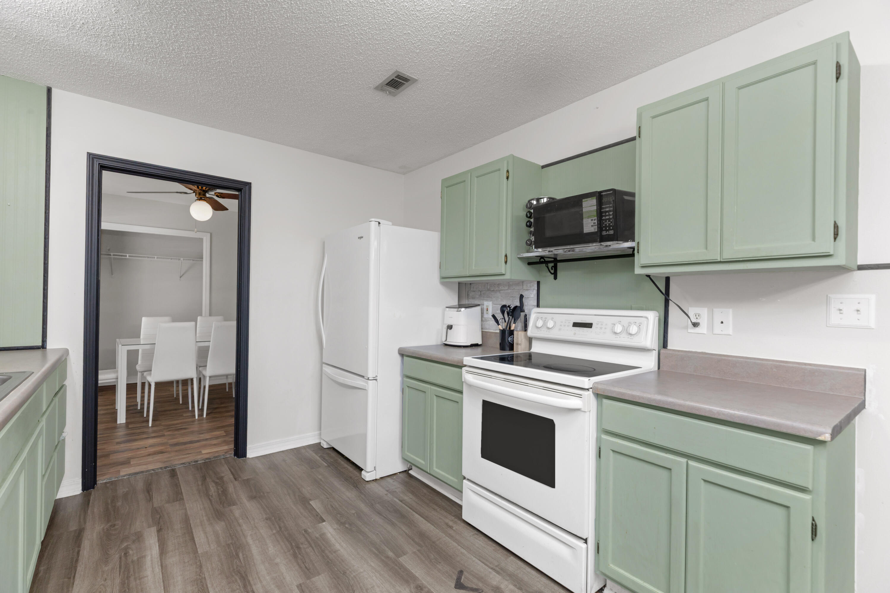 WINDING CREEK ESTATES PH 3 - Residential