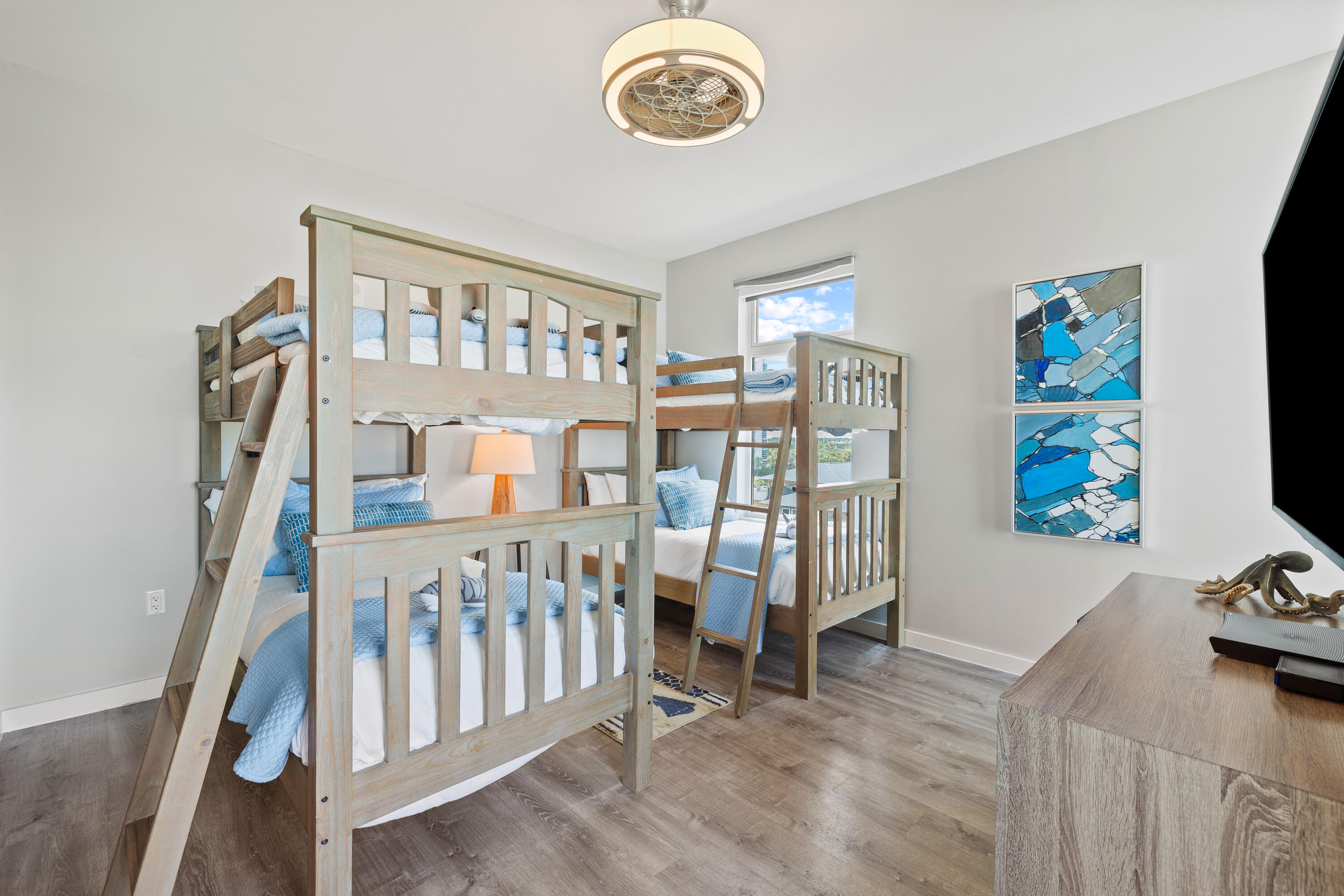 1900 Ninety Eight - Residential