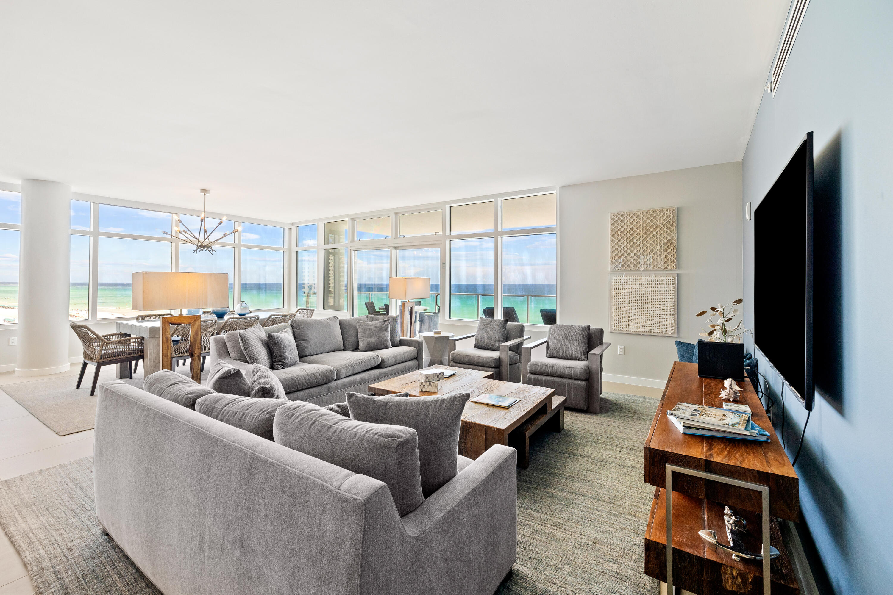 1900 Ninety Eight - Residential