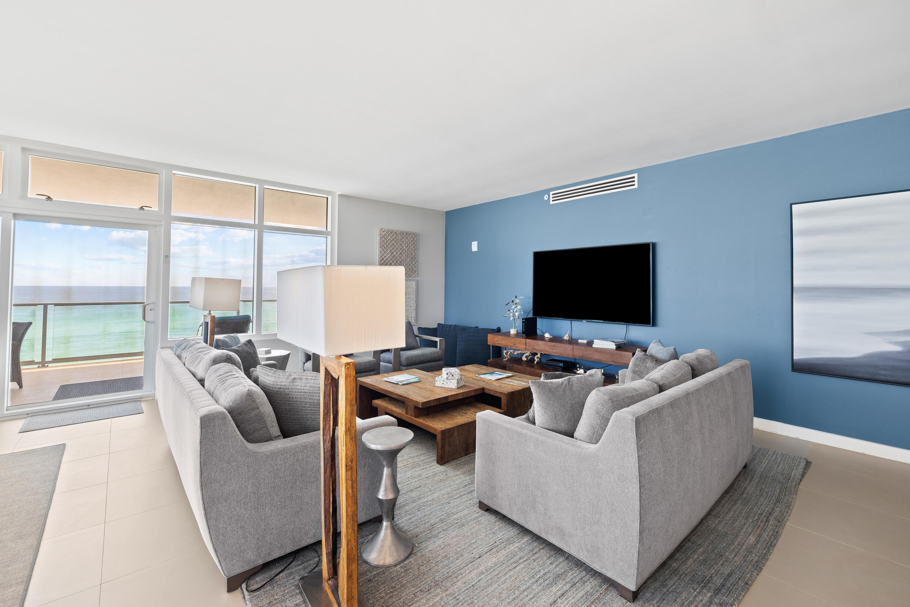 1900 Ninety Eight - Residential