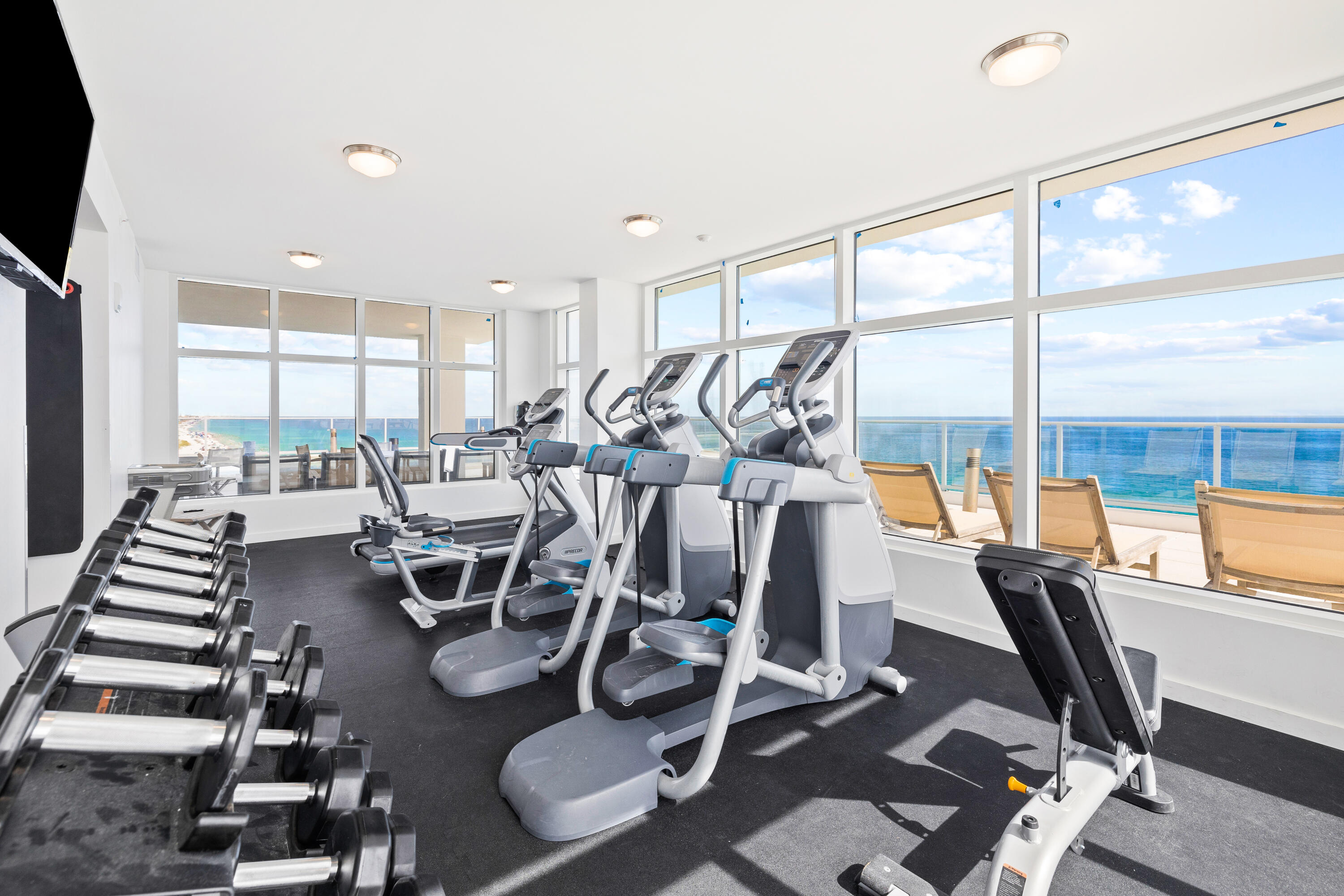 1900 Ninety Eight - Residential