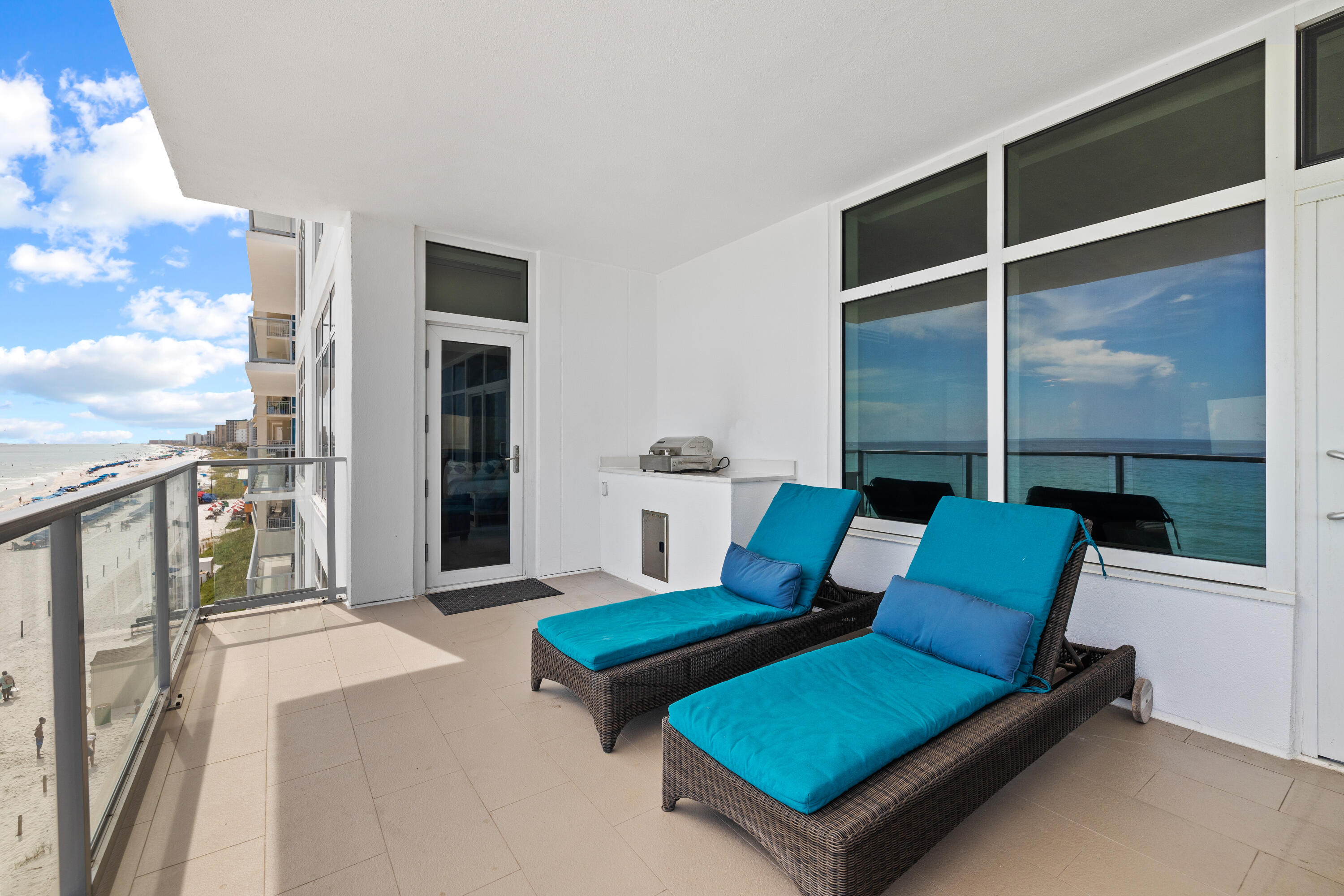 1900 Ninety Eight - Residential