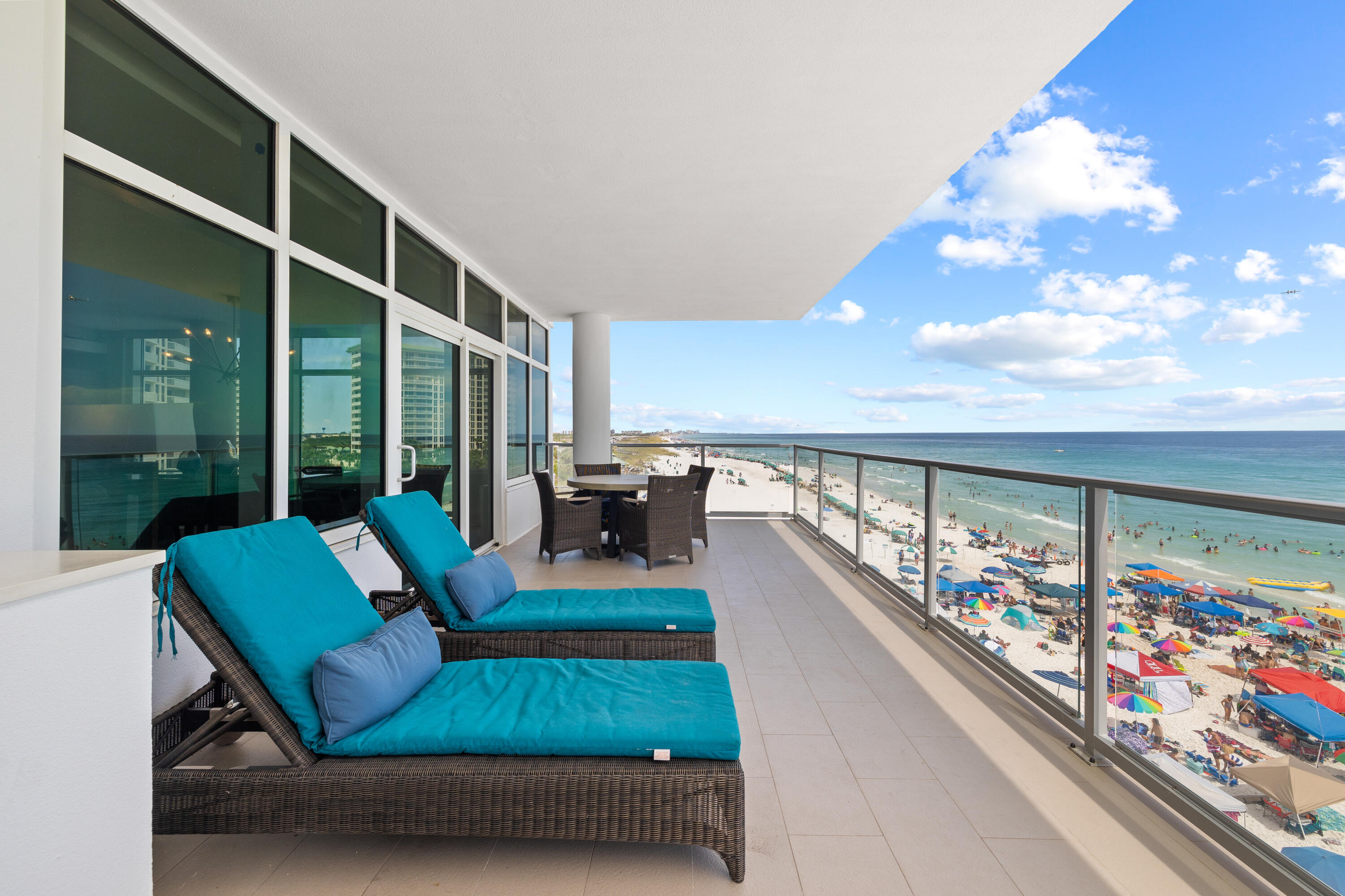 1900 Ninety Eight - Residential